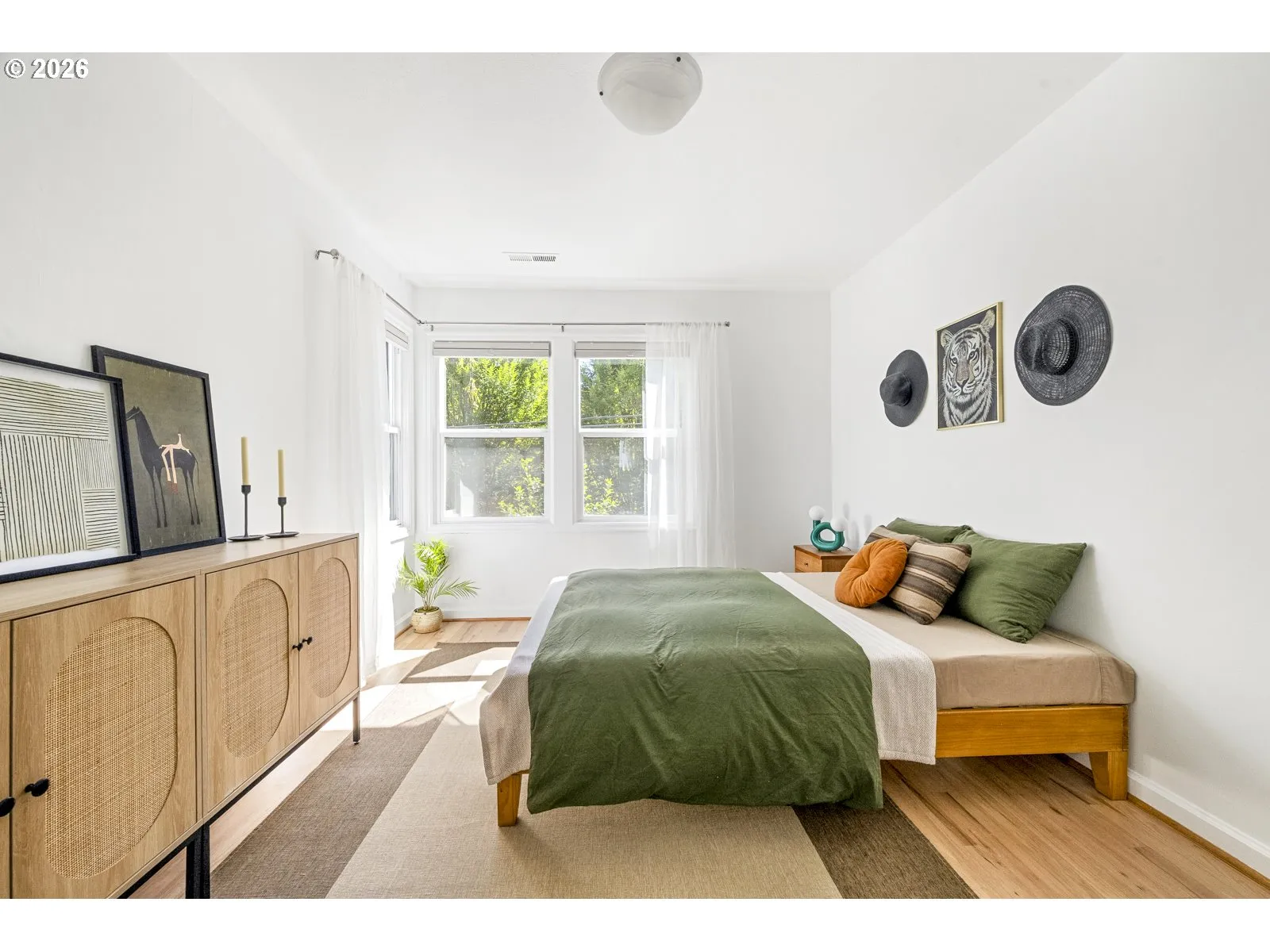 Bedroom, Primary-Upper