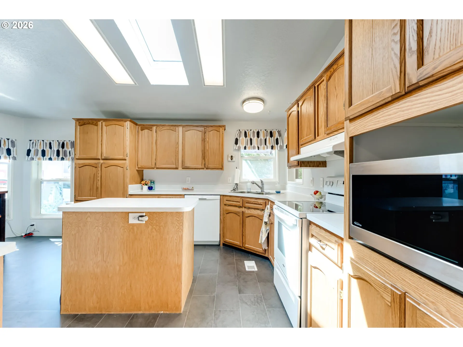 Kitchen-Island