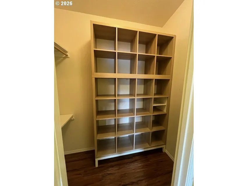 Bedroom, Primary-Walk-In Closet