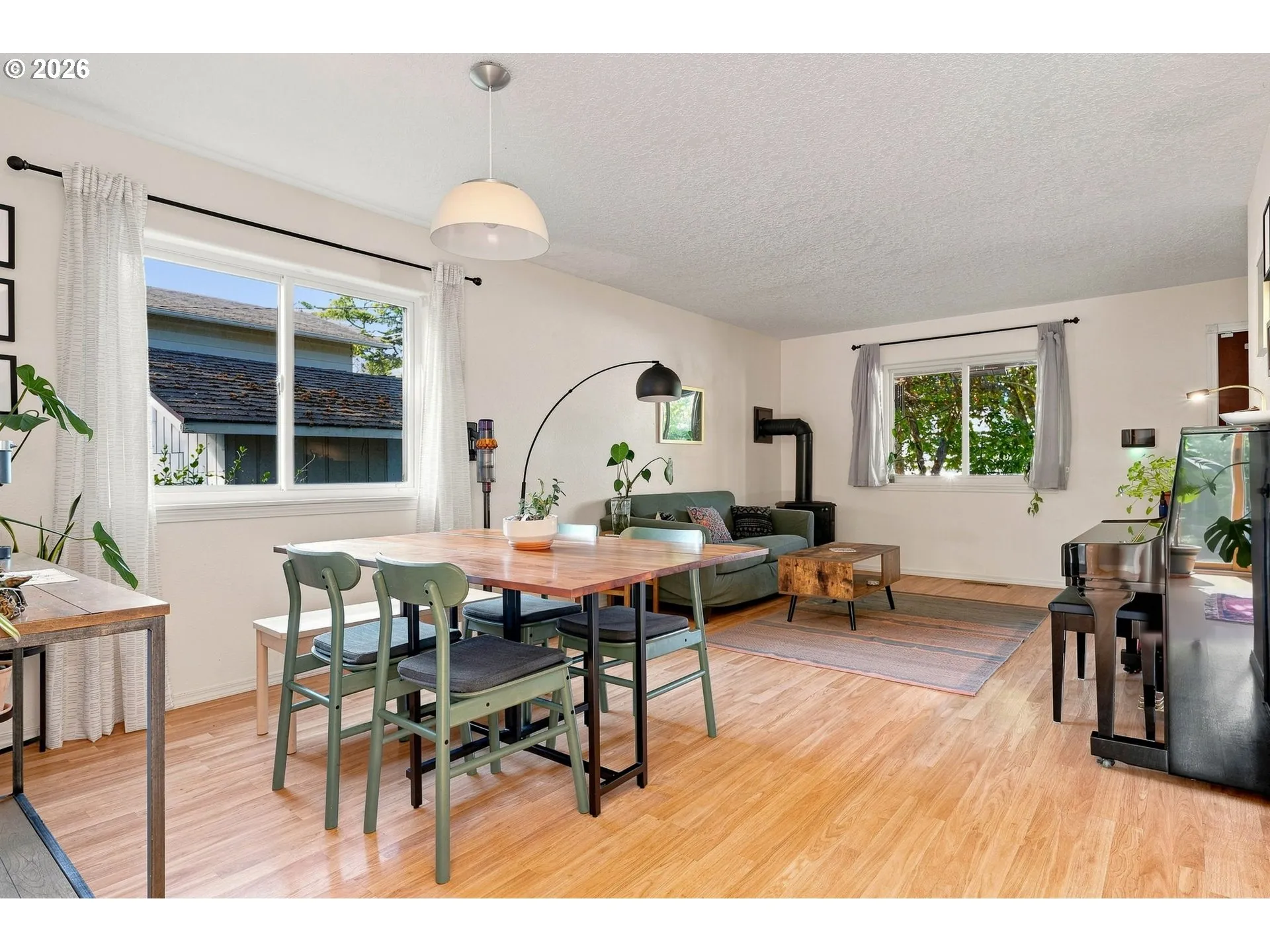 Living Room/Dining Room