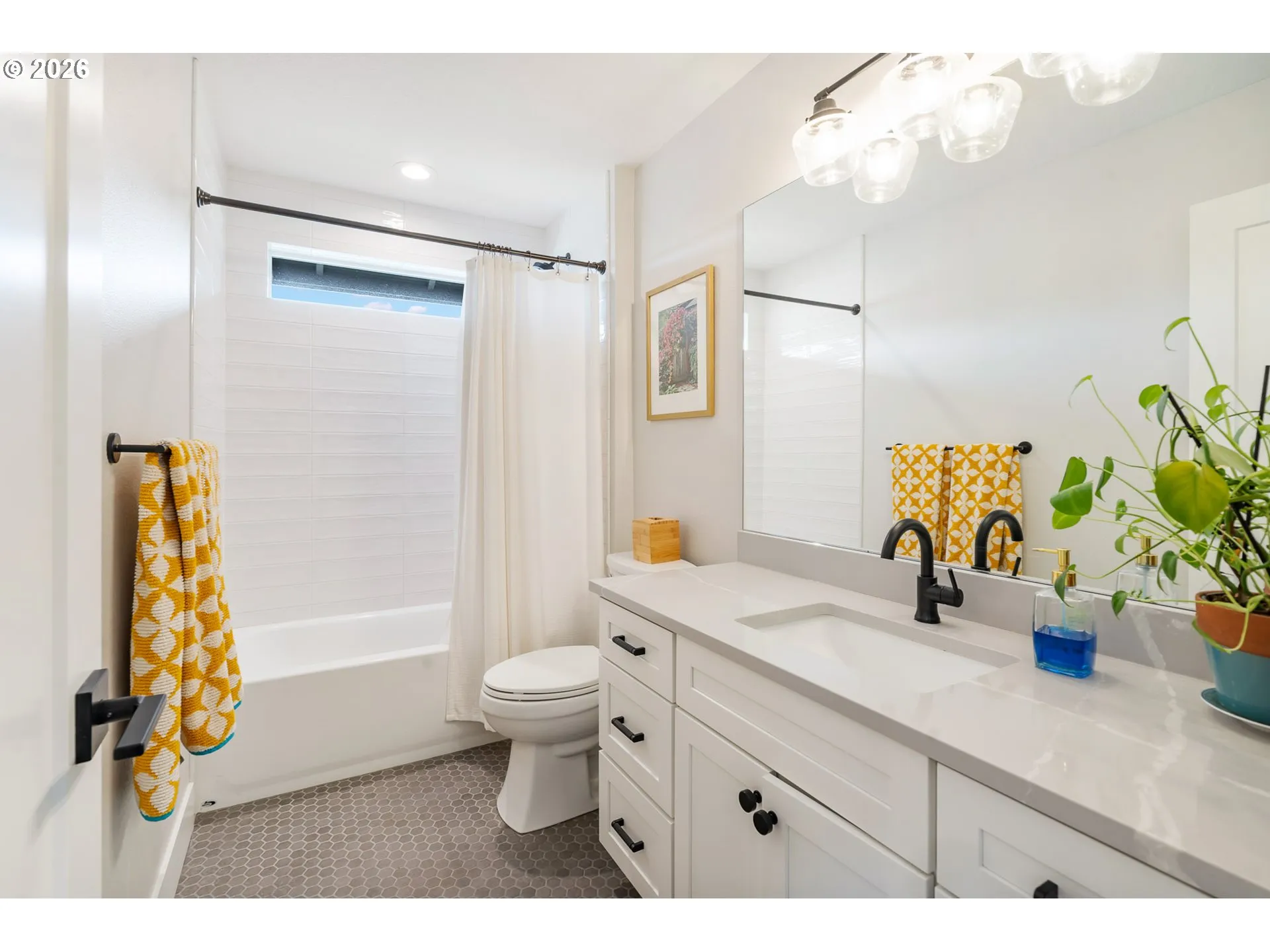 Bathroom-Upper