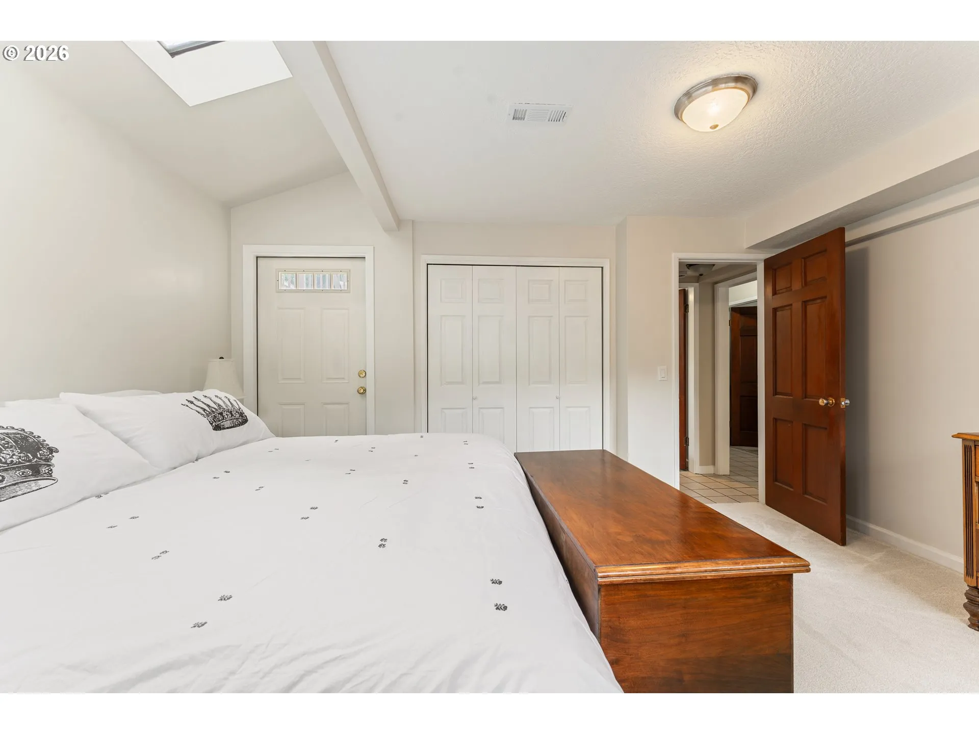 Bedroom, Primary #2-Skylight