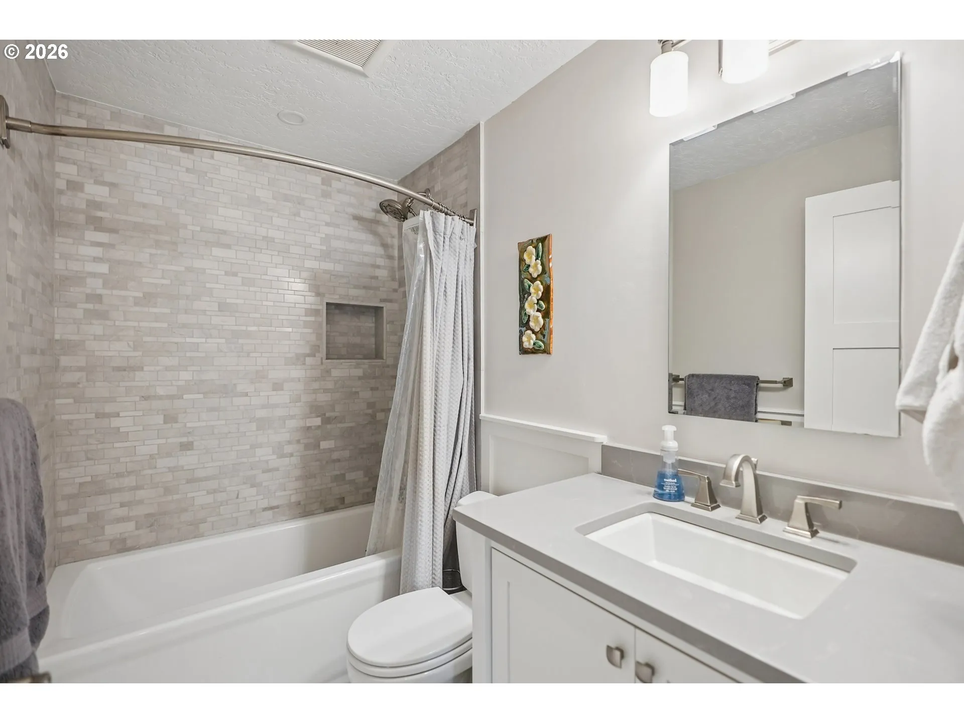 Bathroom-Upper