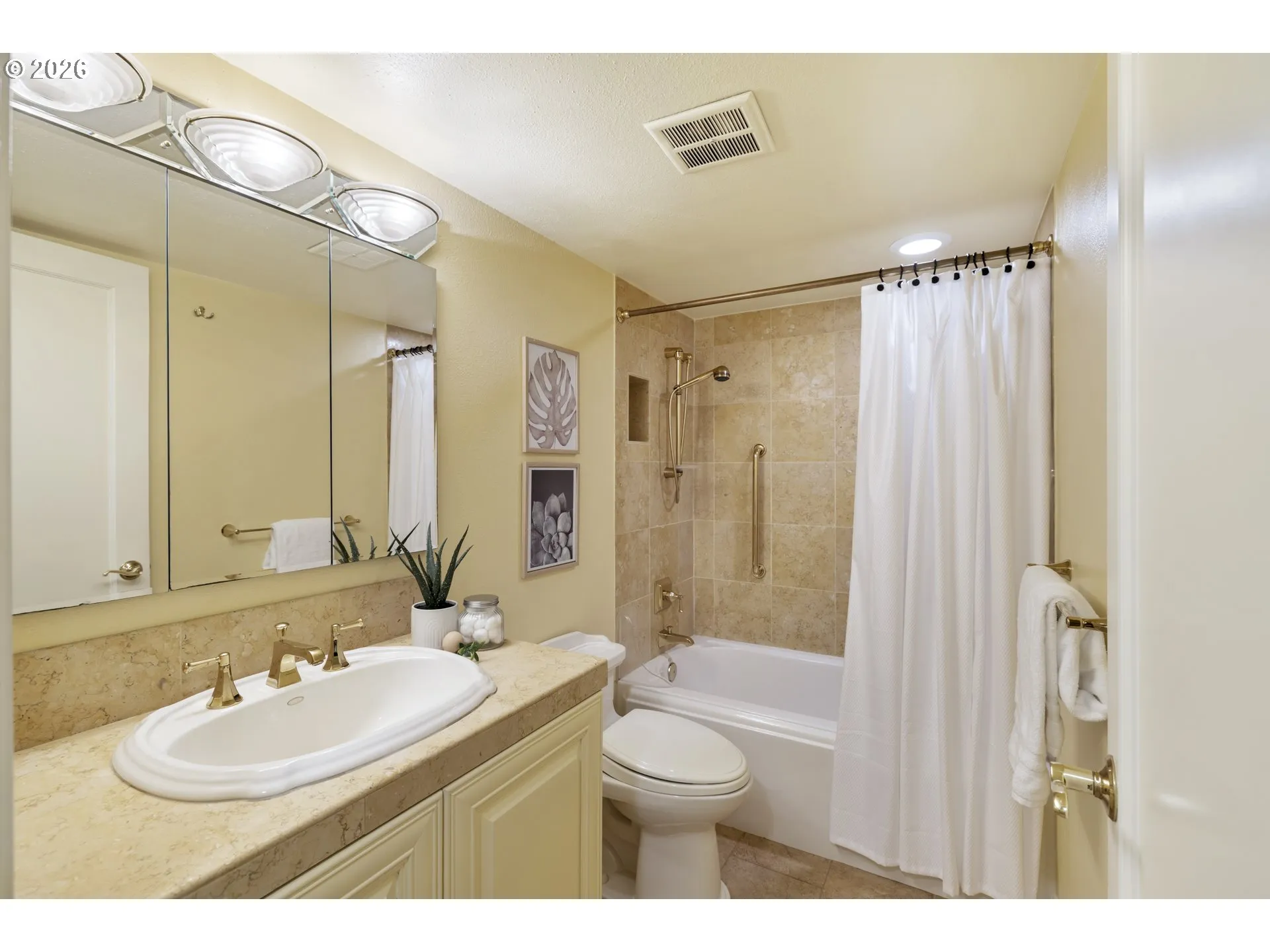 Bathroom-Hall
