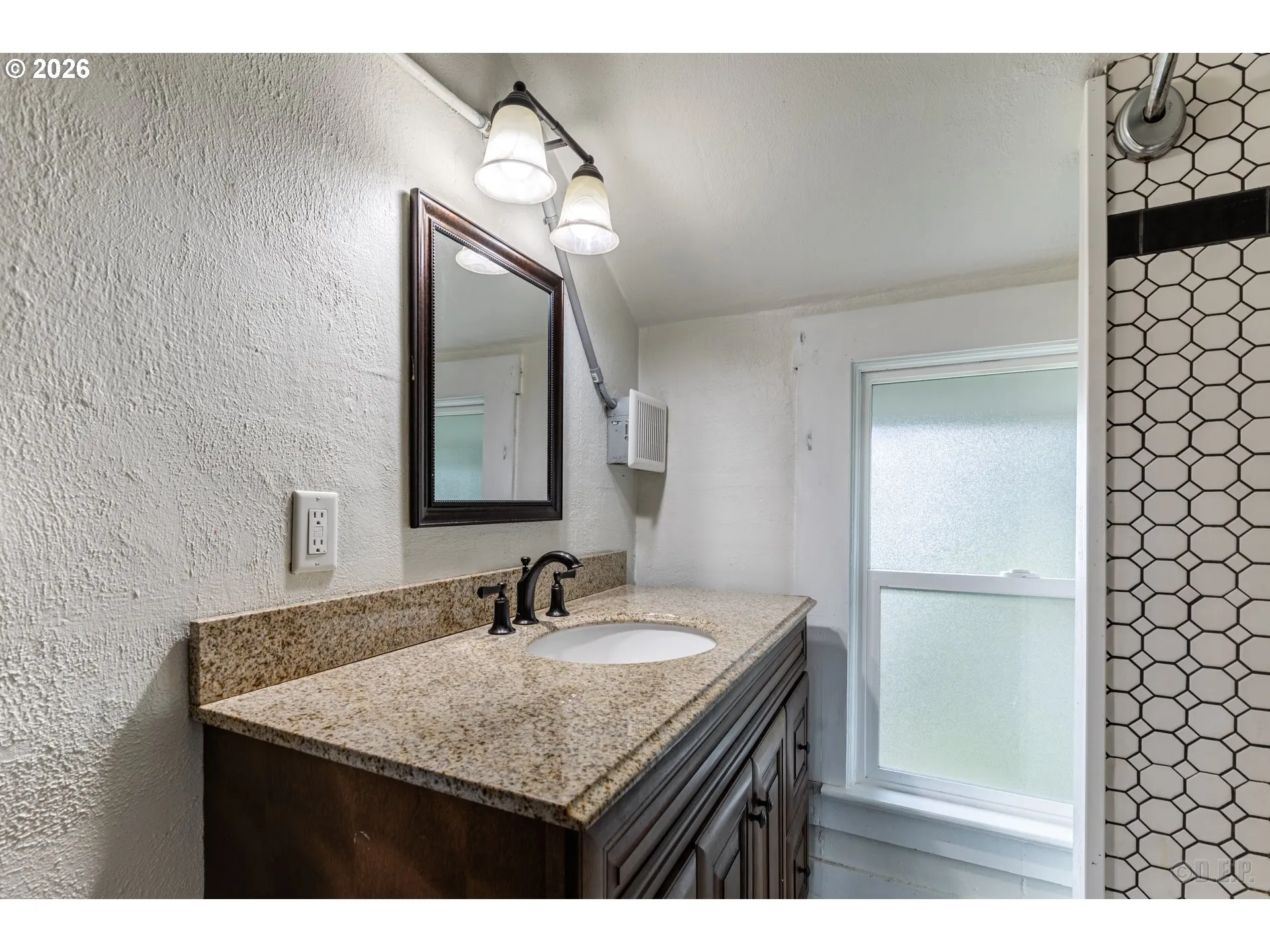 Bathroom-Upper