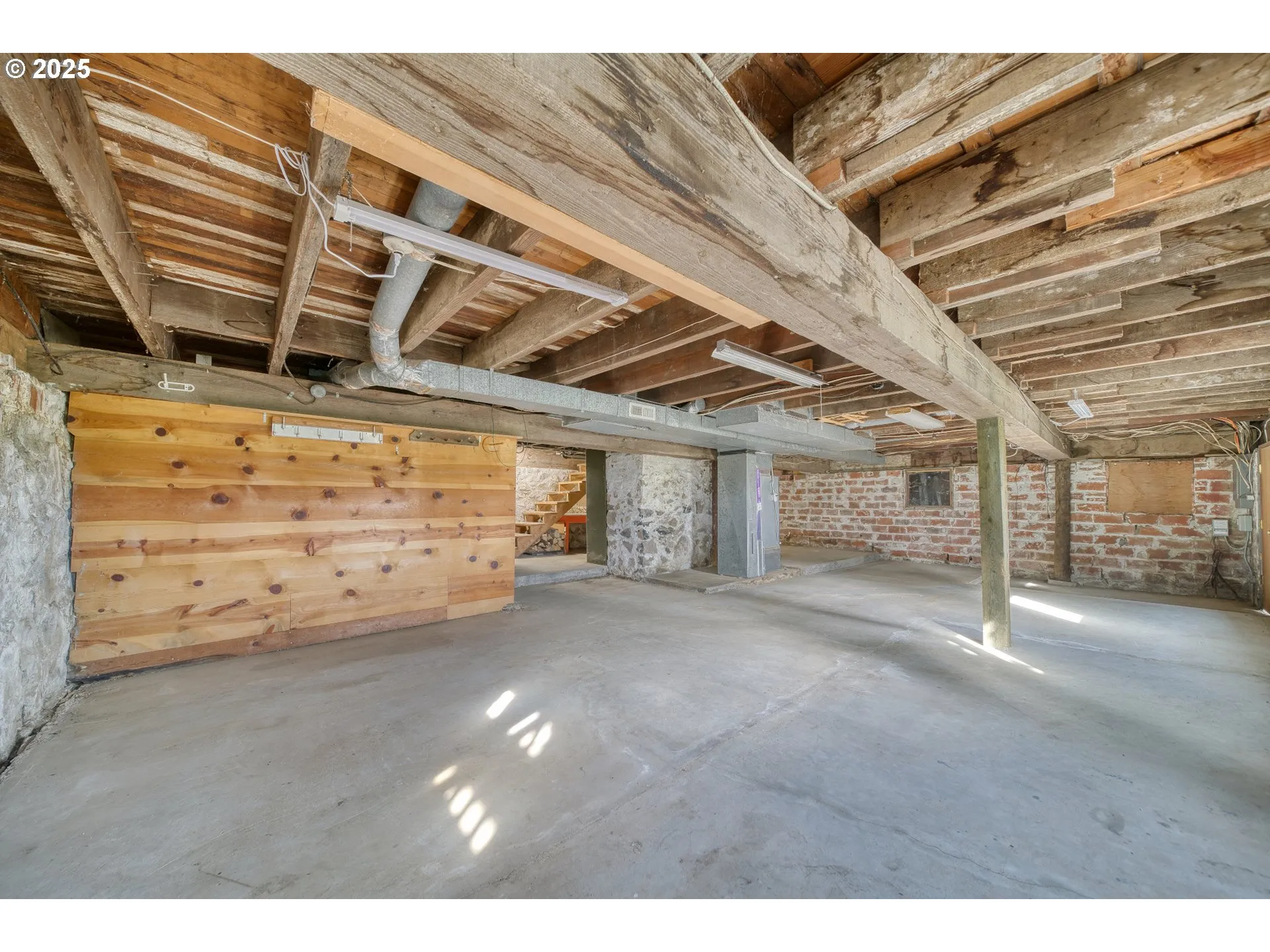 Basement-Unfinished