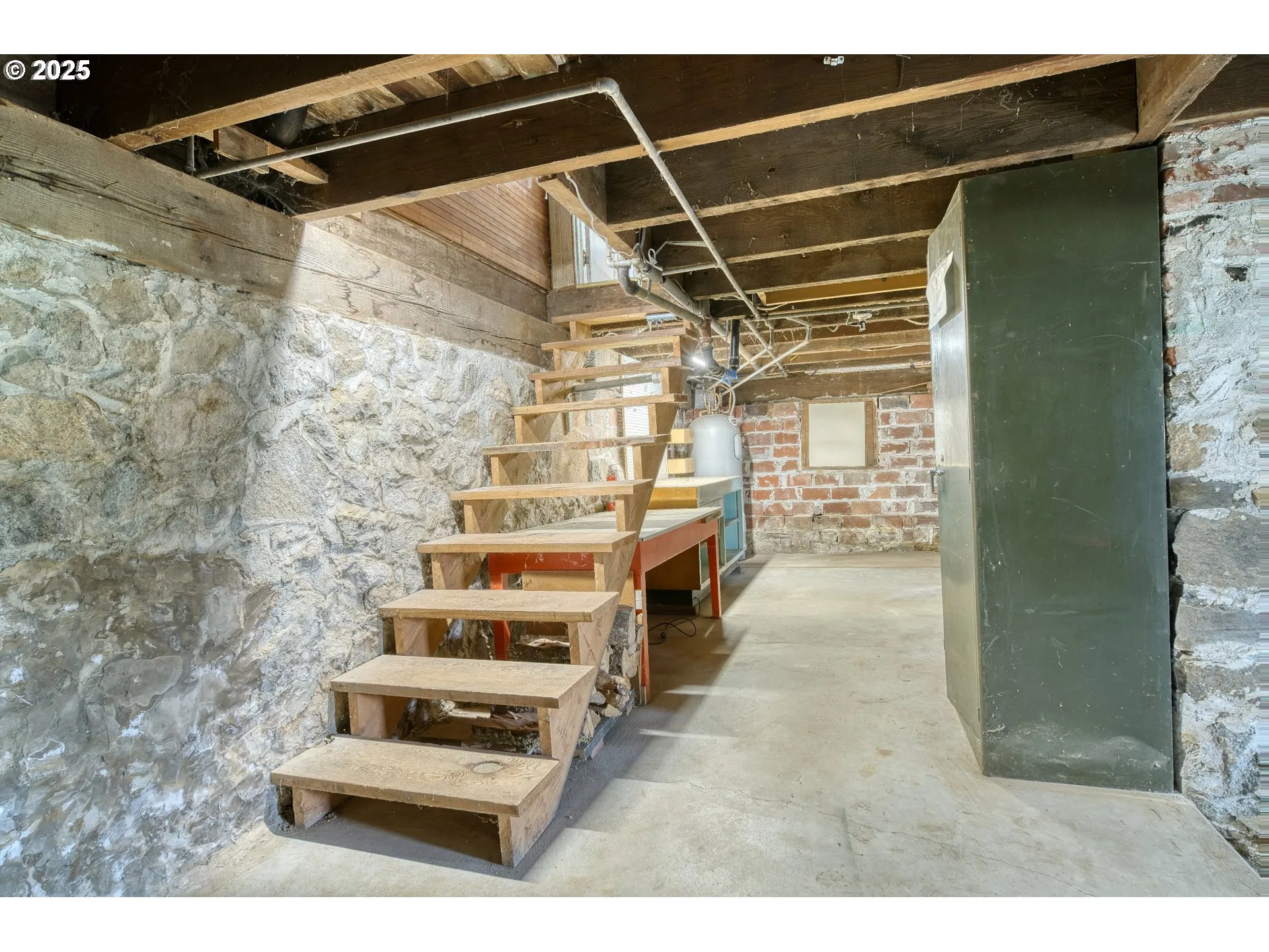 Basement-Unfinished
