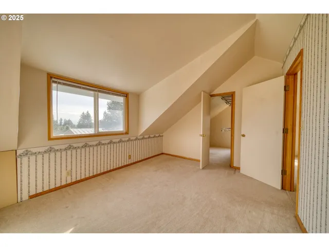 Bonus Room-Upper