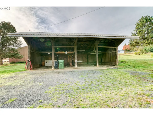 Shed
