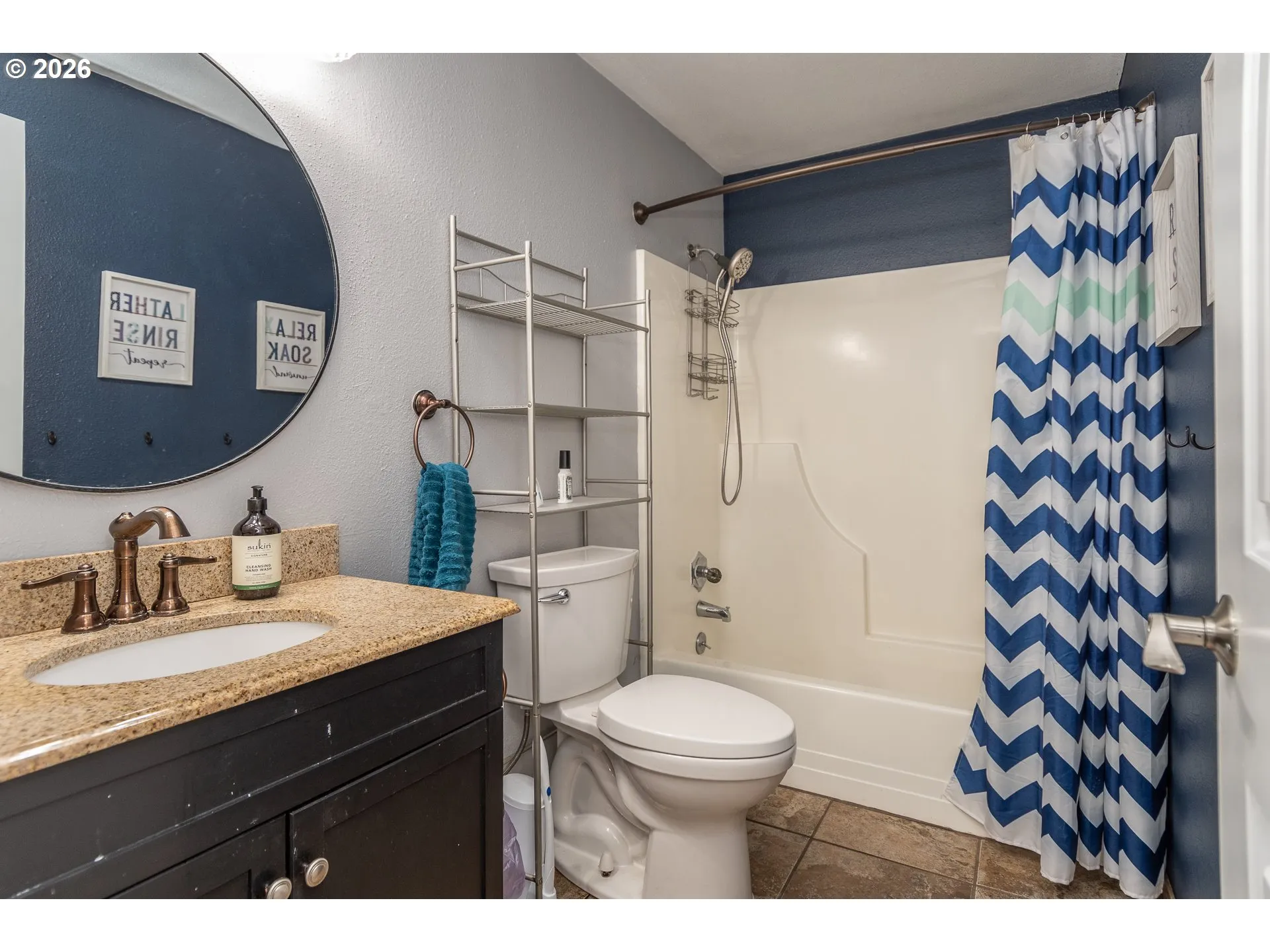 Bathroom-Hall