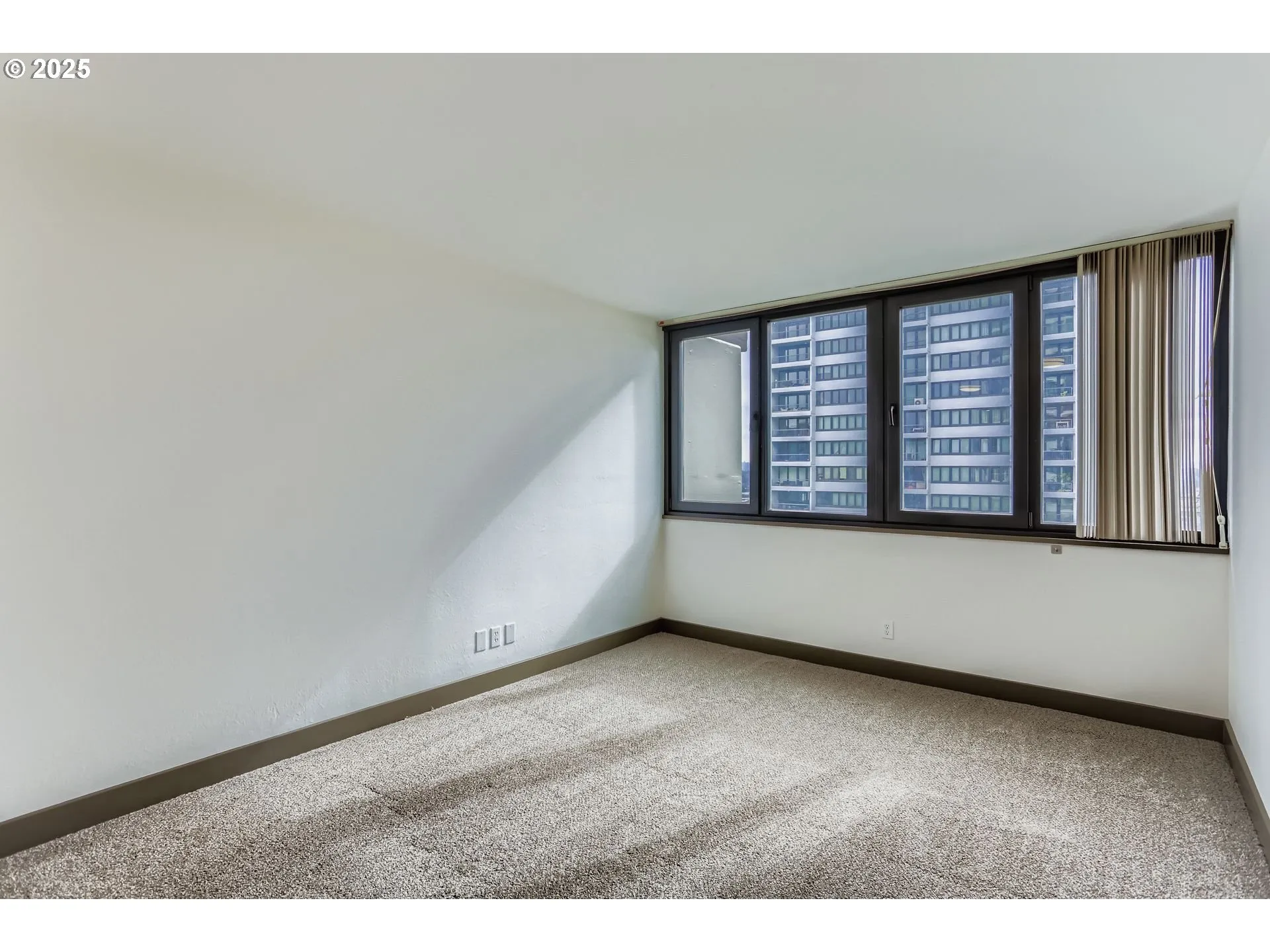 Bedroom, Primary-Wide Angle/Fisheye