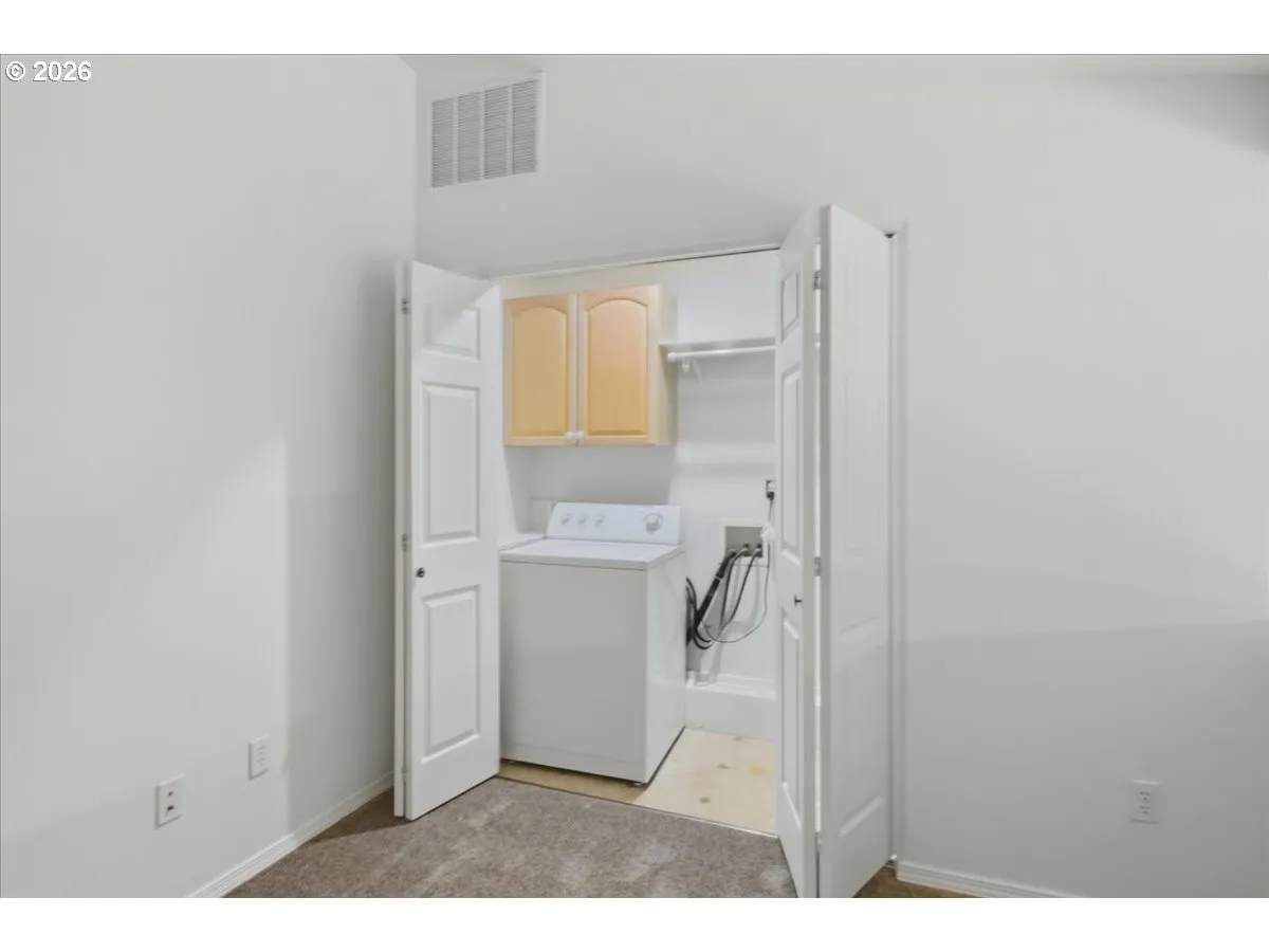 Laundry-Upper