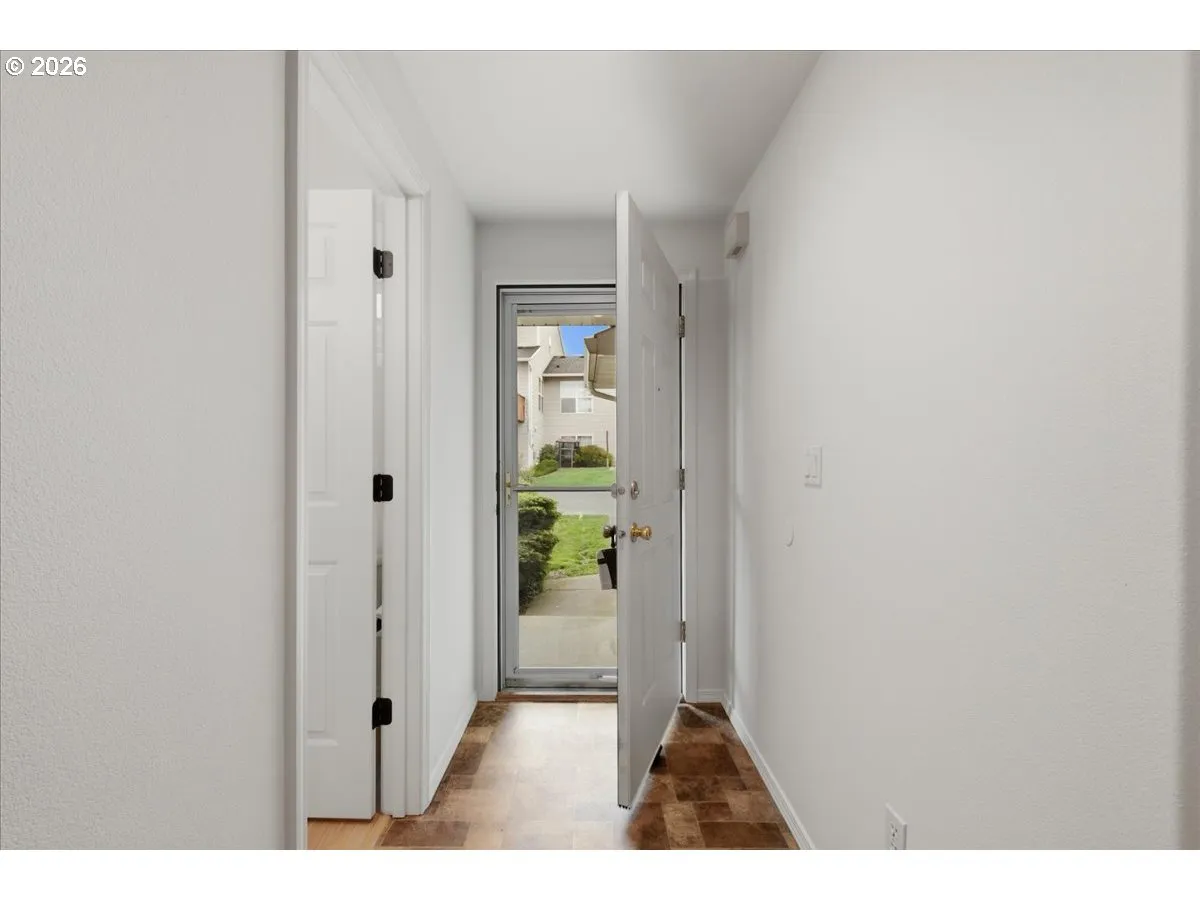 Entrance/Foyer