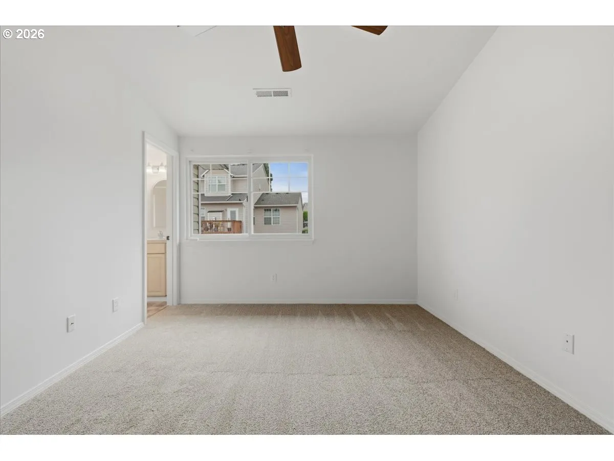 Bedroom, Owner's Suite