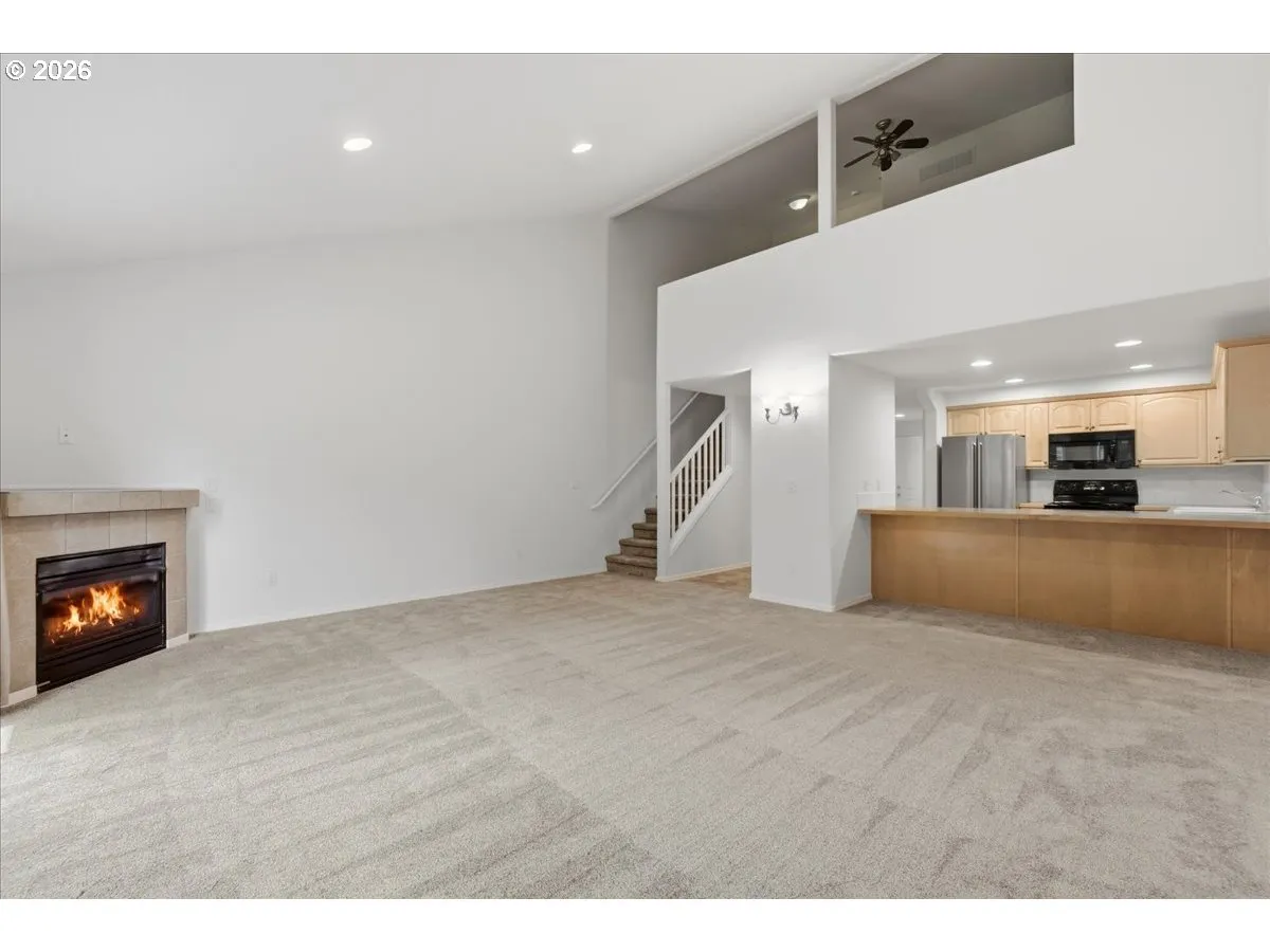 Living Room/Dining Room