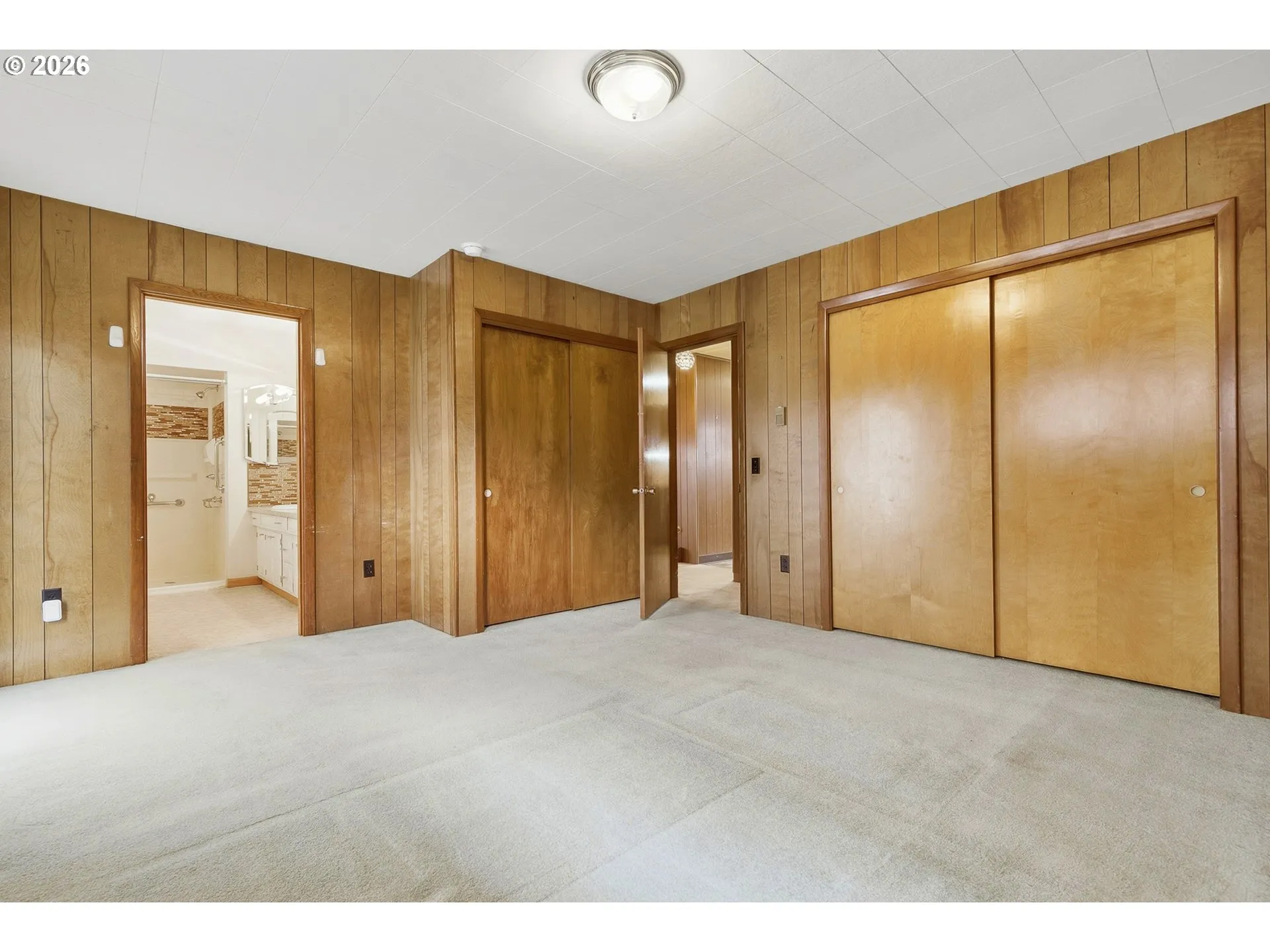 Primary Bedroom-Main