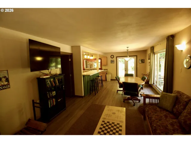 Living Room/Dining Room