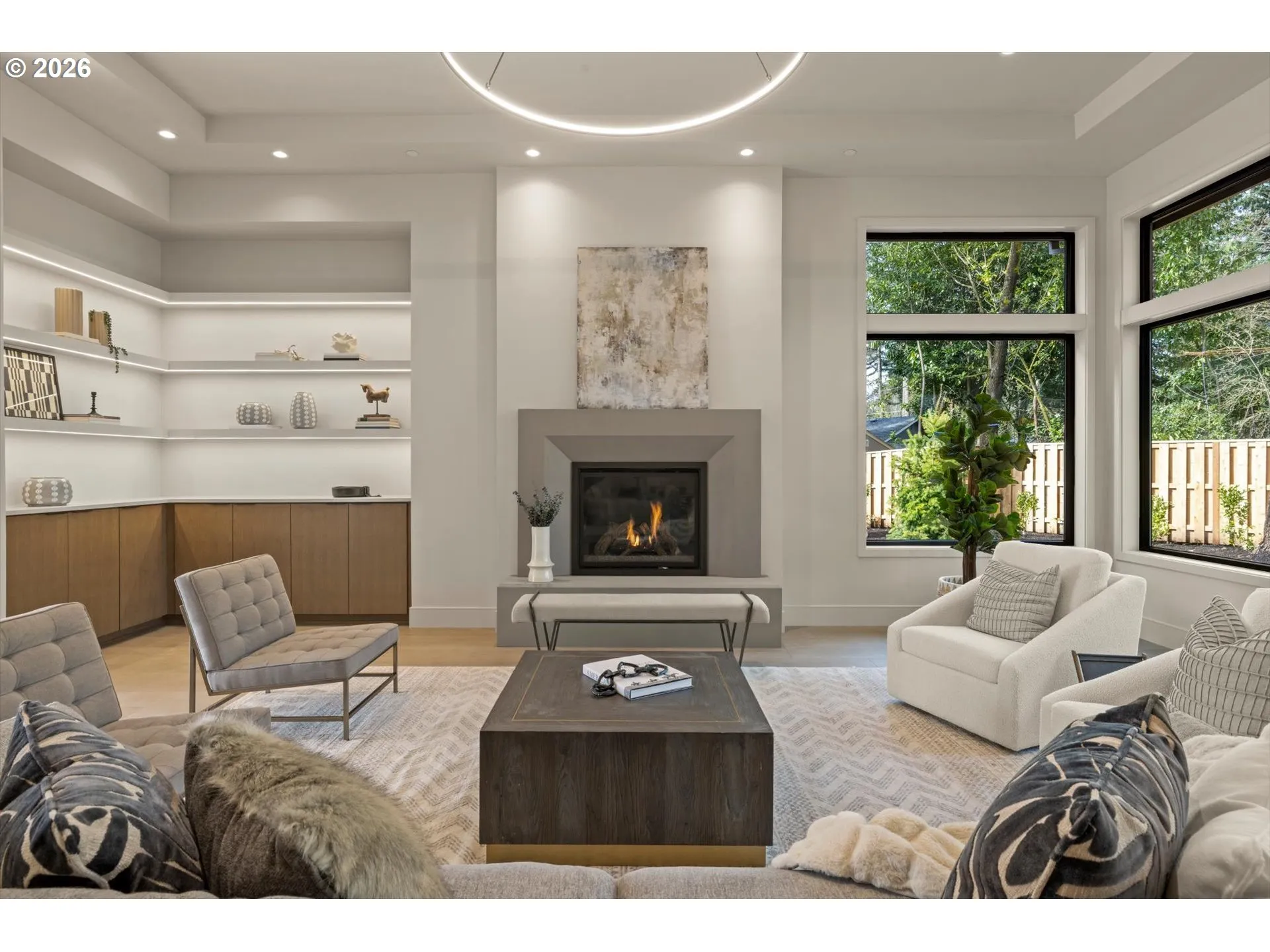 Living Room-Vaulted Ceilings