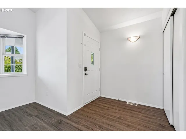 Entrance/Foyer