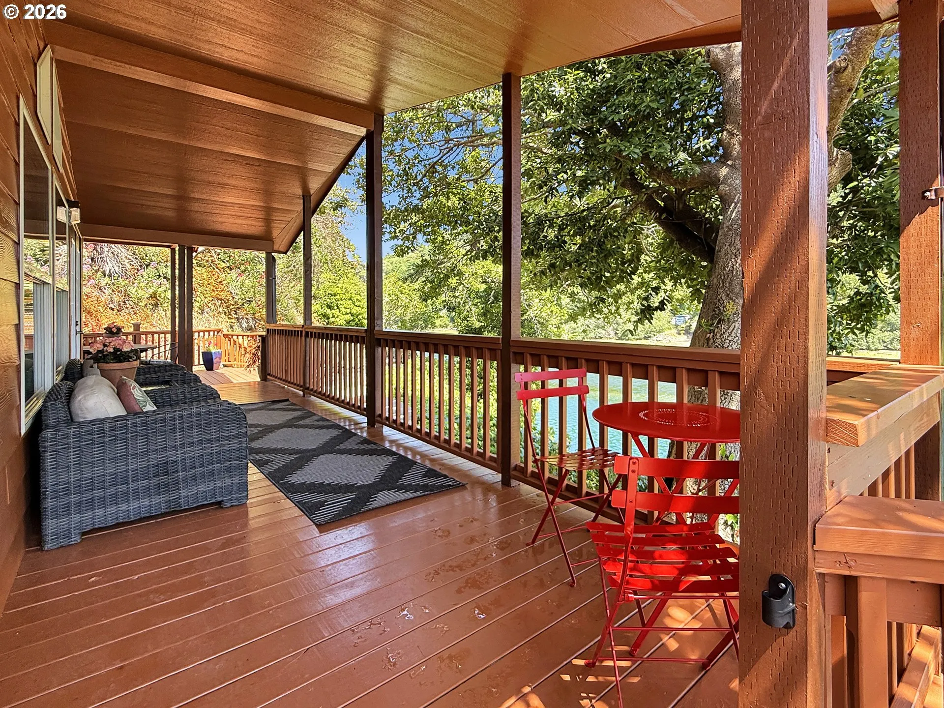 Deck-Main