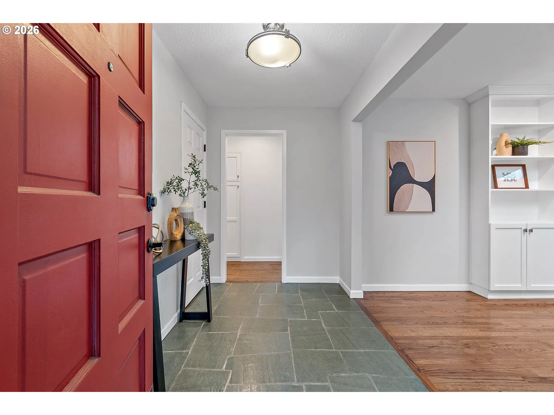 Entrance/Foyer