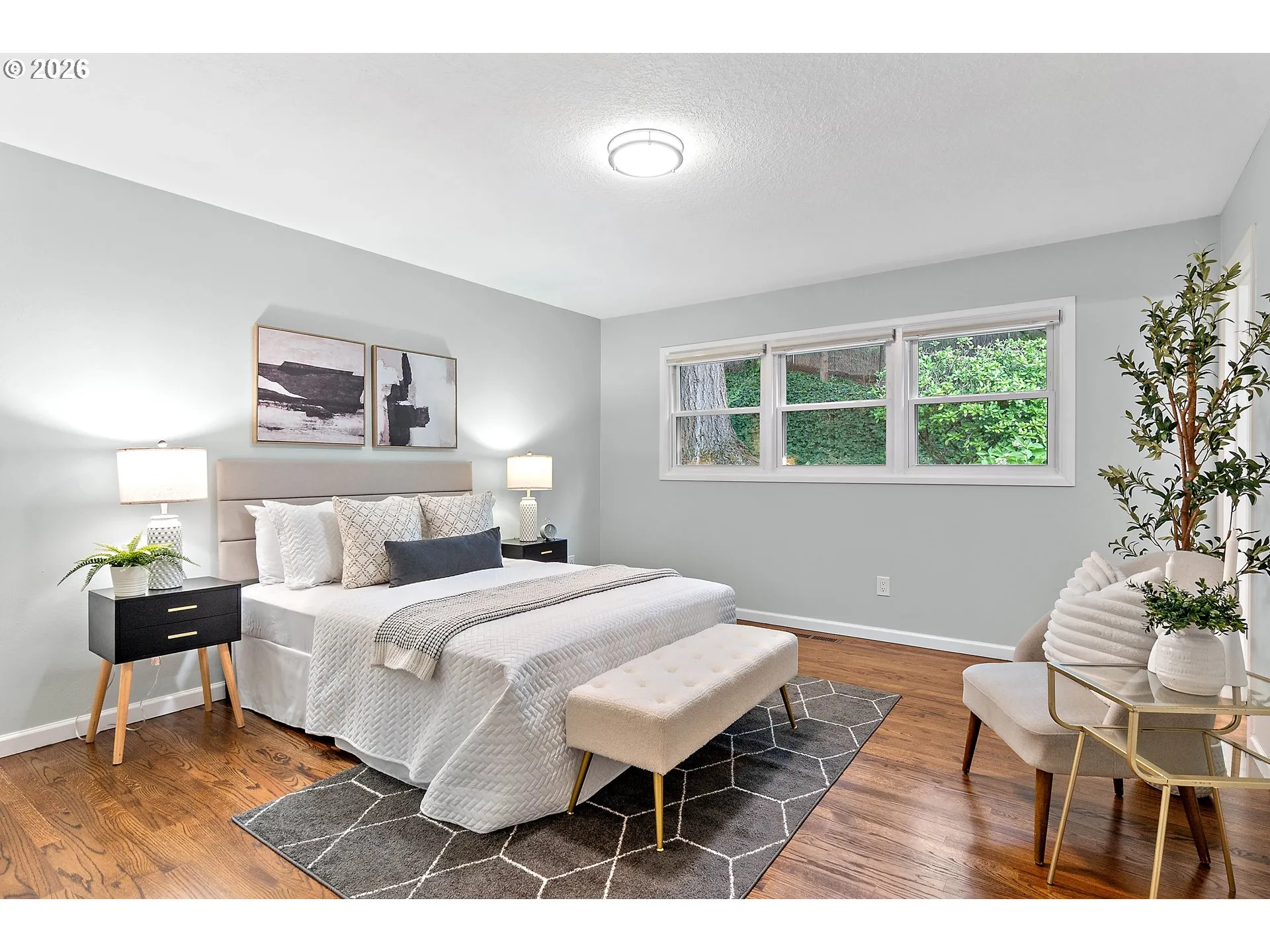 Bedroom, Primary