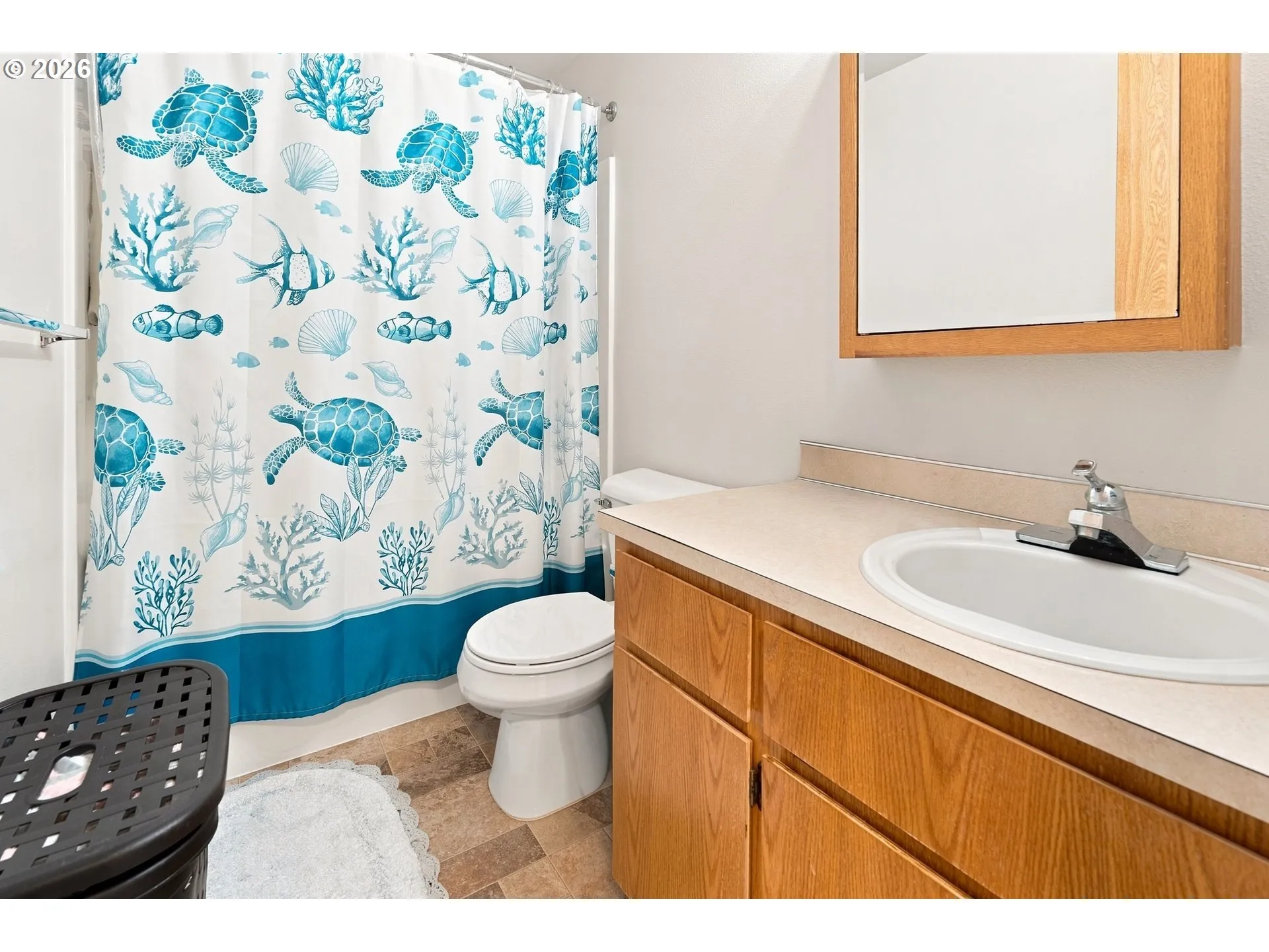 Bathroom-Upper