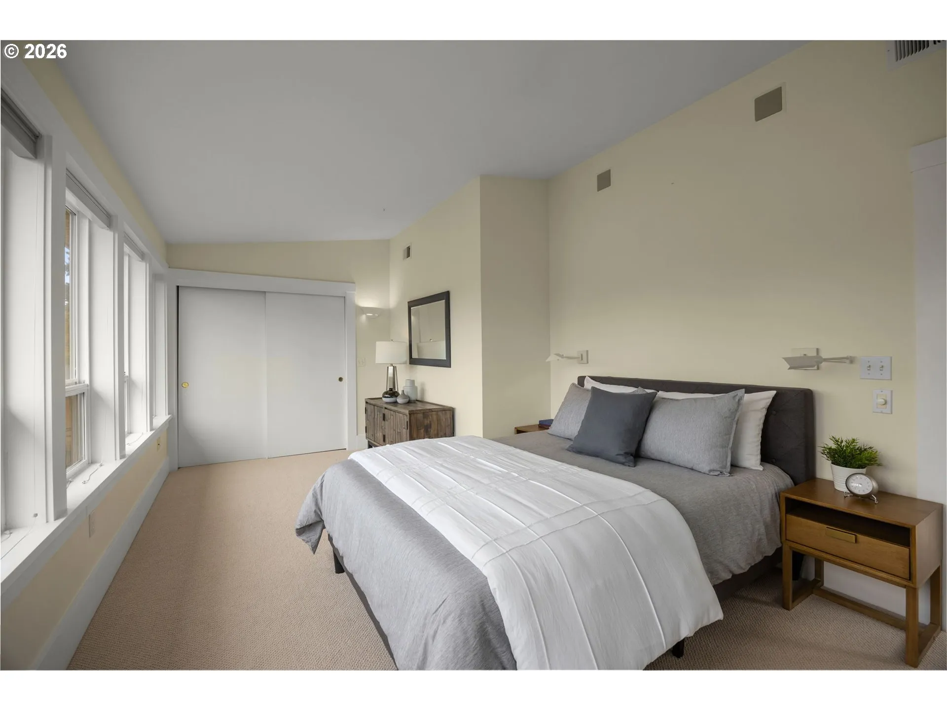 Primary Bedroom-Upper