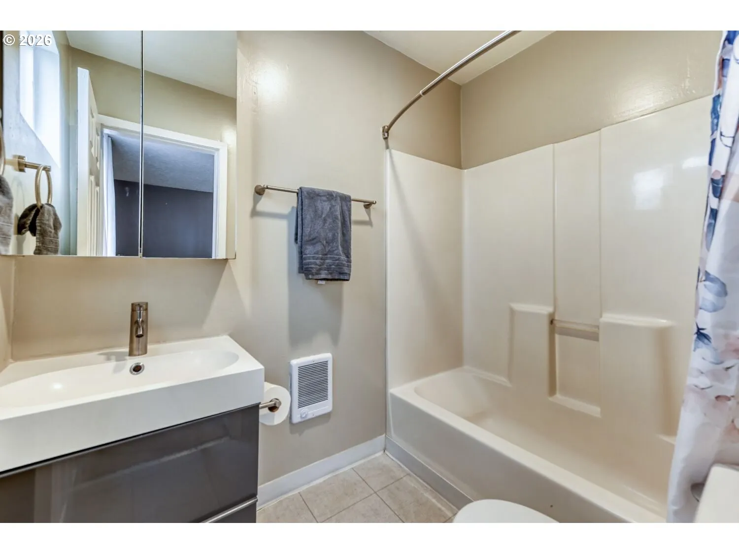 Bathroom, Attached