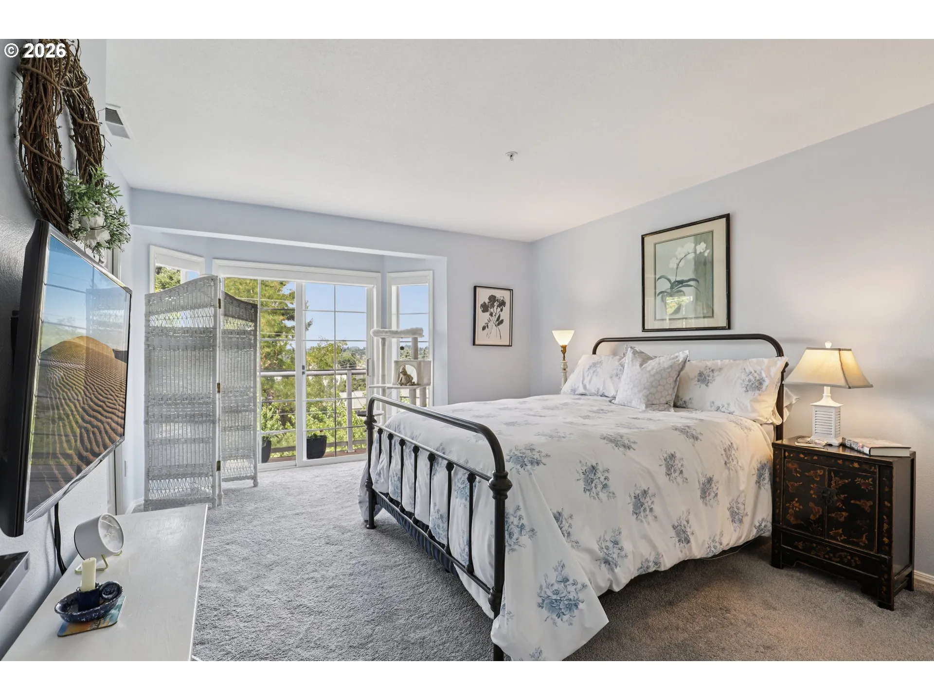 Owner's Suite Bedroom-Upper