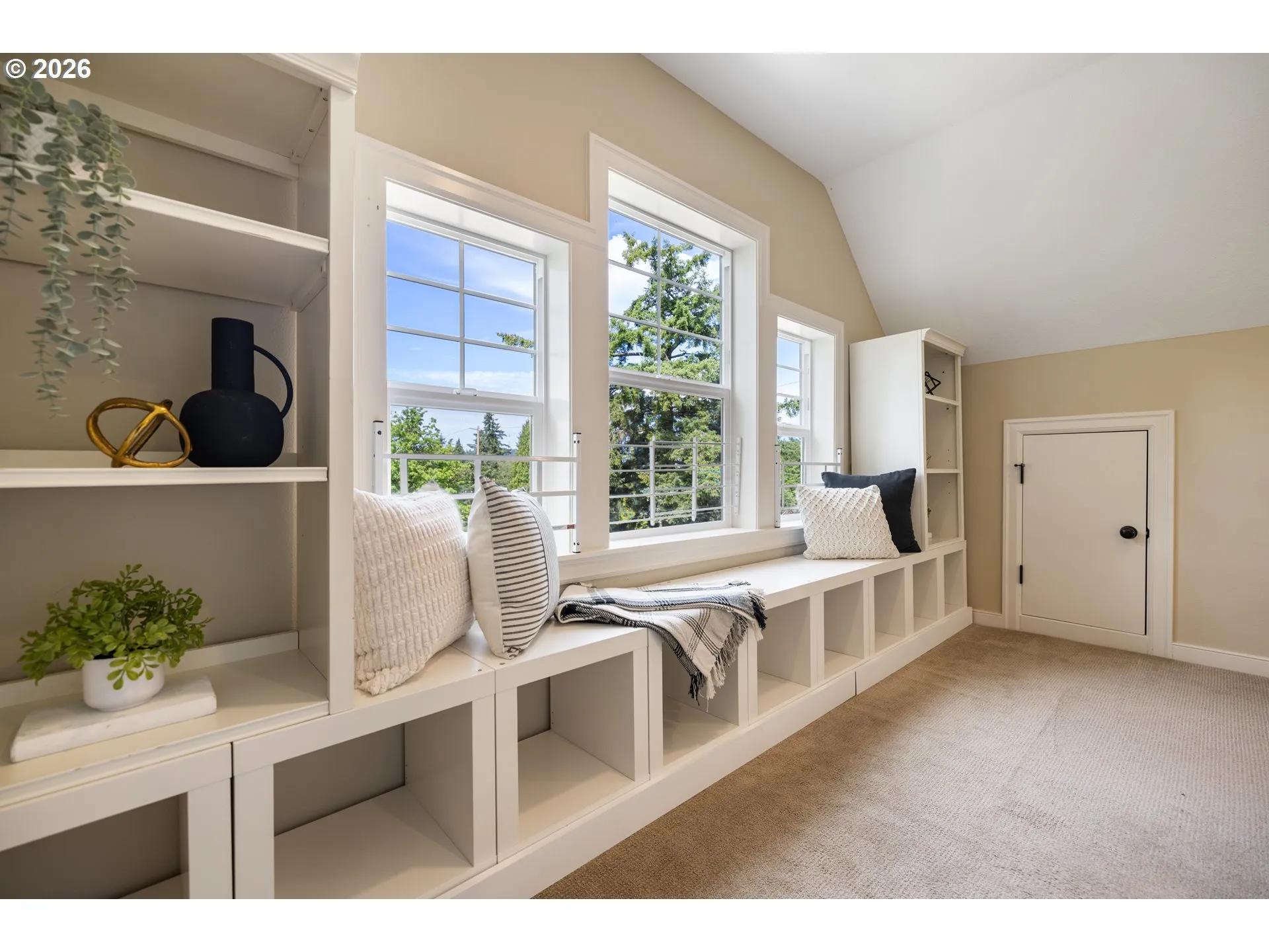 Bonus Room-Upper