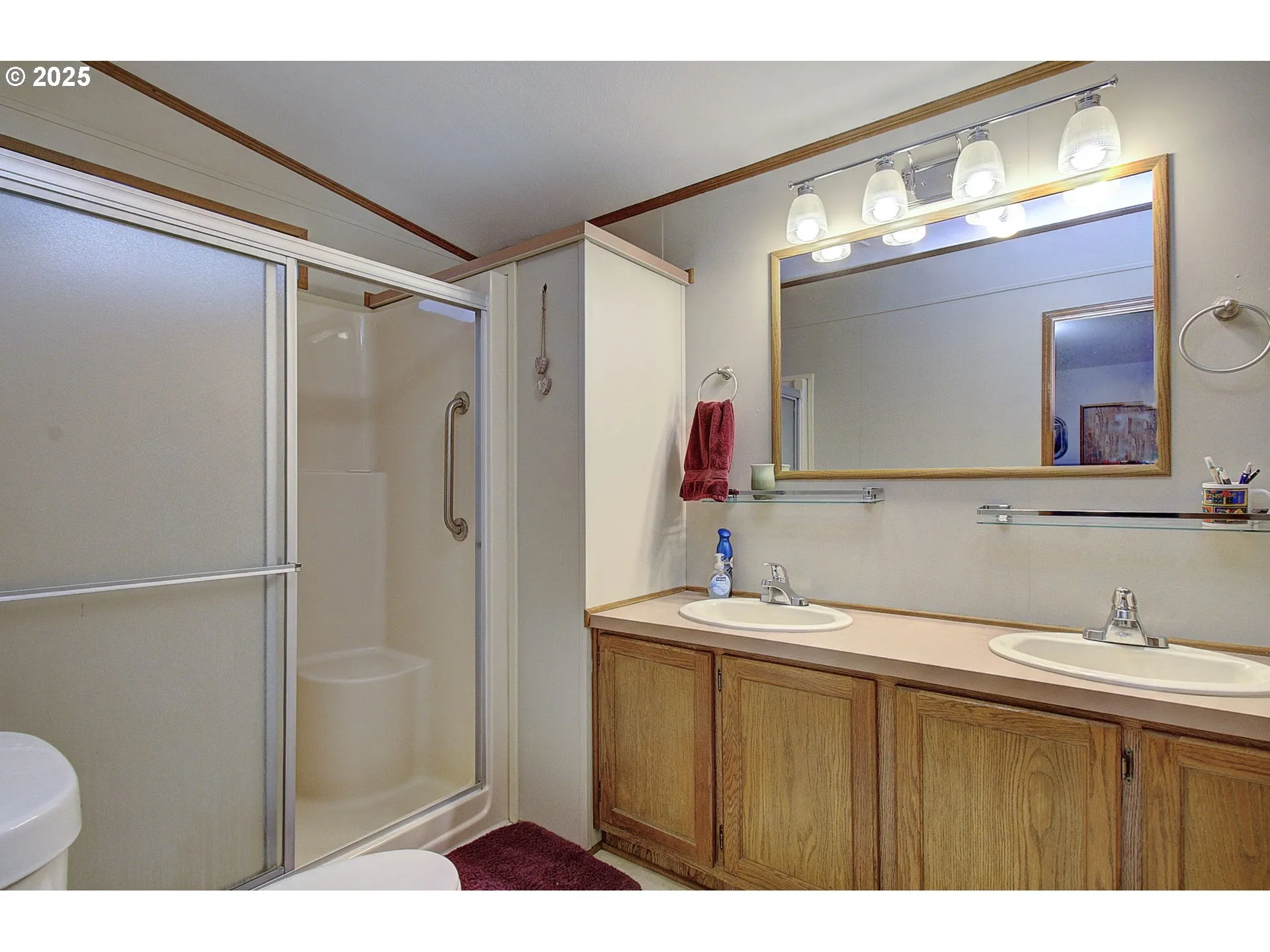 Bathroom, Attached-Walk in Shower