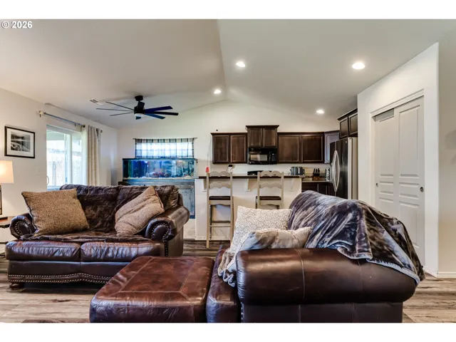 Kitchen/Living Room