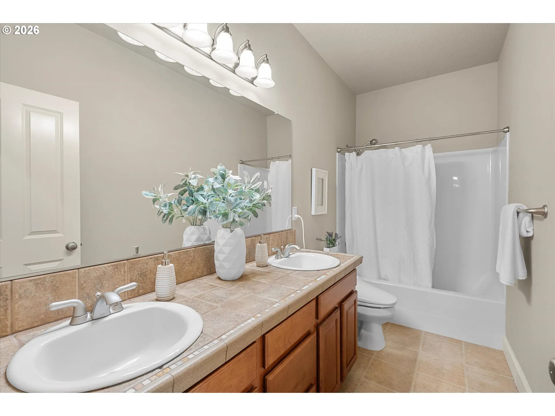 Bathroom-Double Sinks