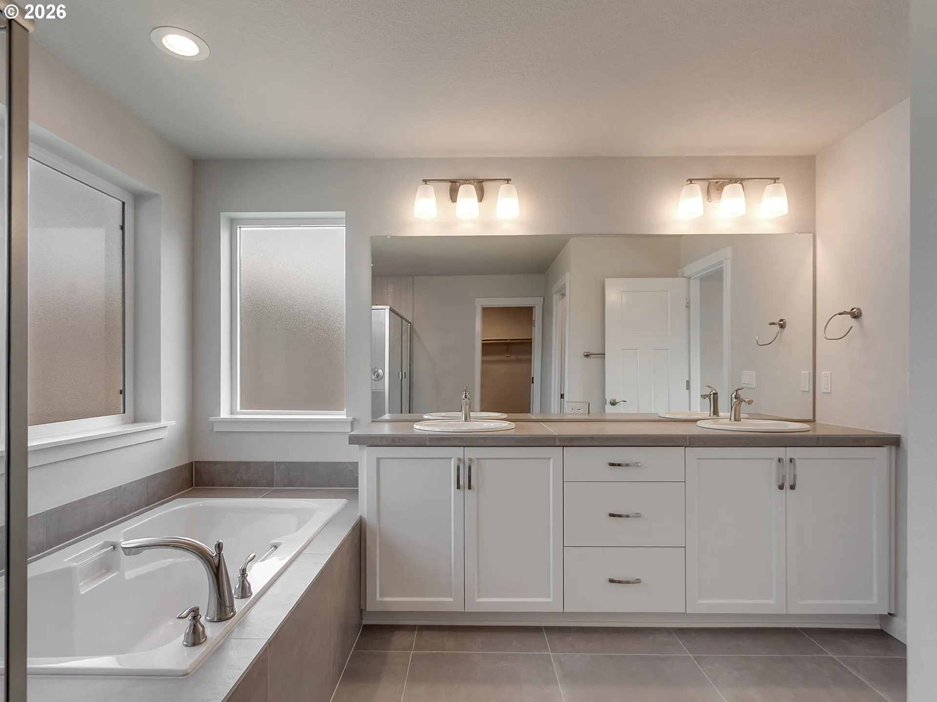 Primary Bedroom-Attached Bathroom