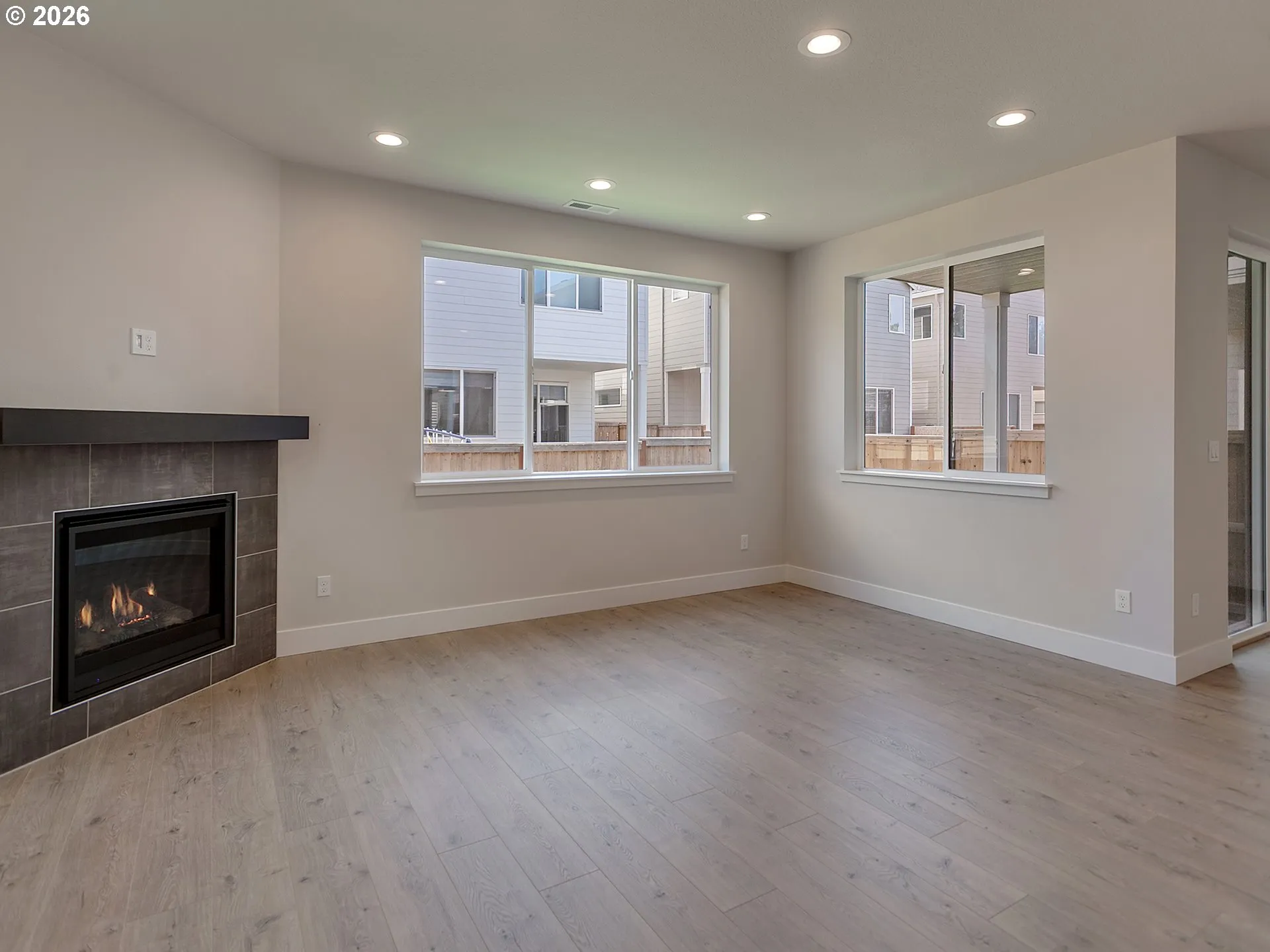 Living Room-Fireplace