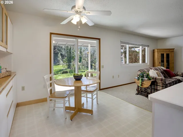 Dining Area-Ceiling Fan