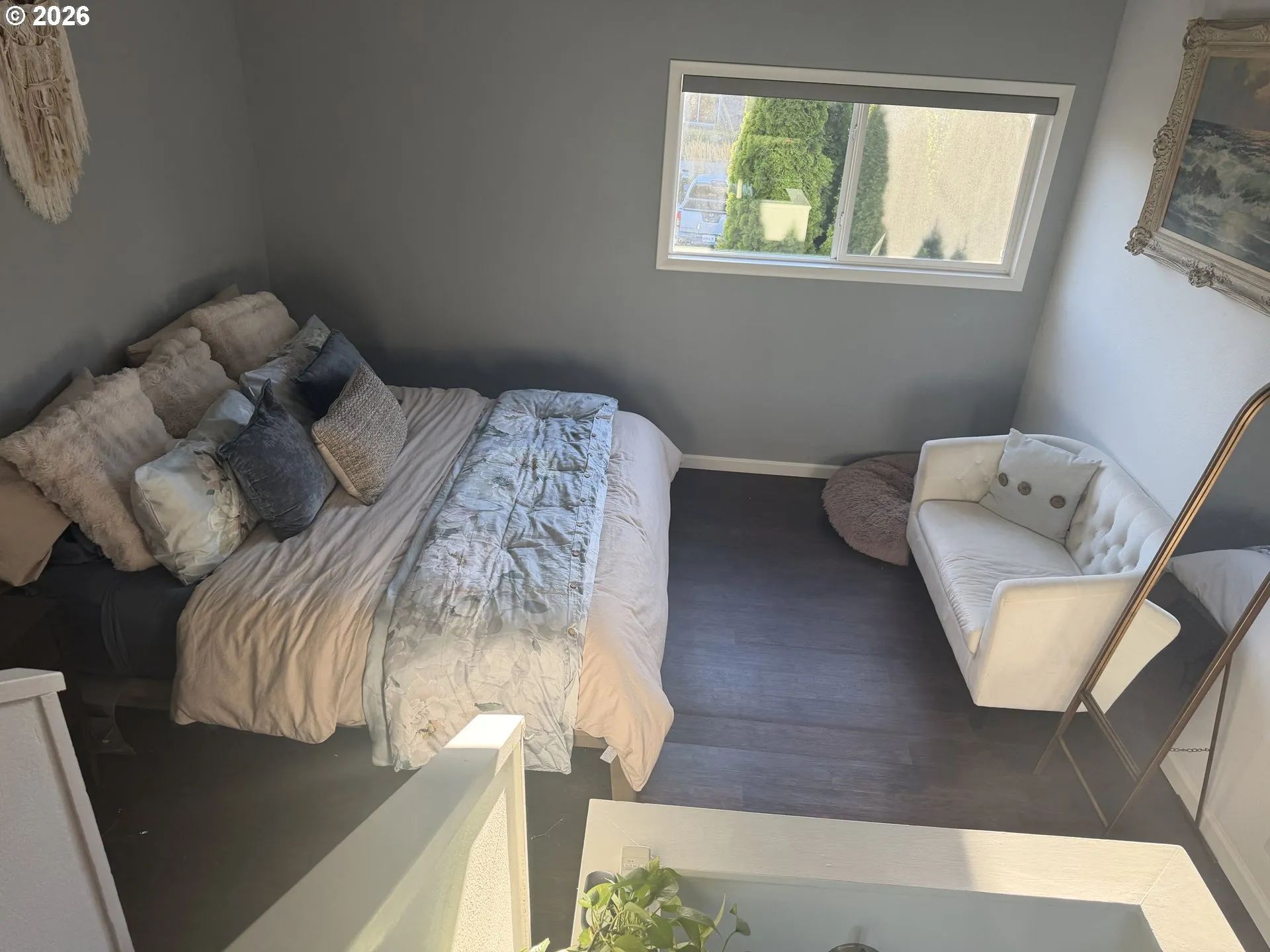 Bedroom-Upper