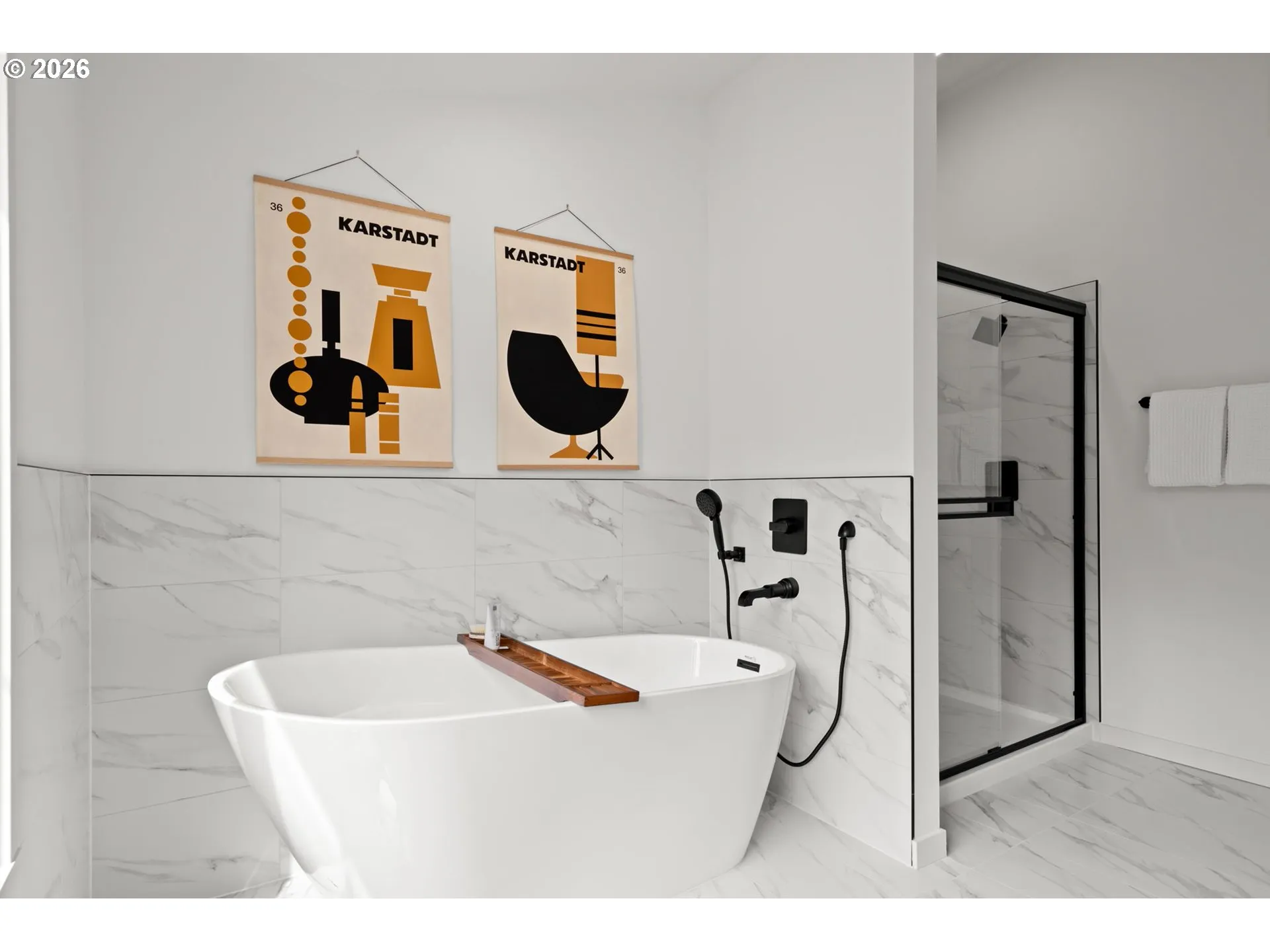 Bathroom-Walk in Shower
