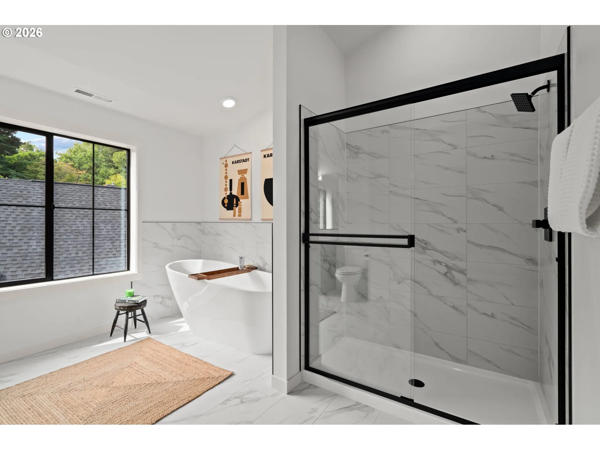 En Suite Bathroom-Upper