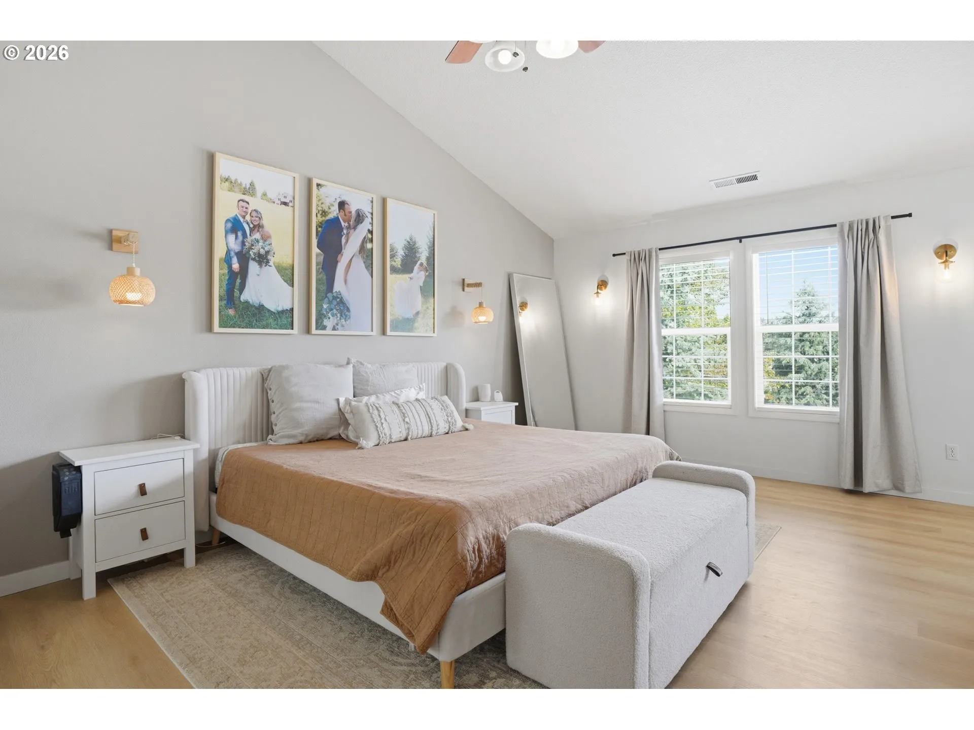 Bedroom, Primary-Upper