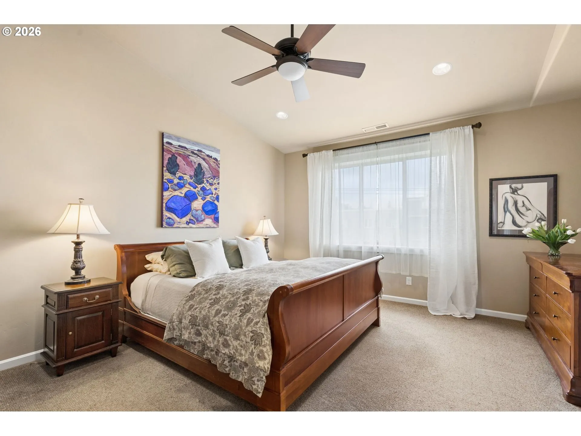 Primary Bedroom-Upper