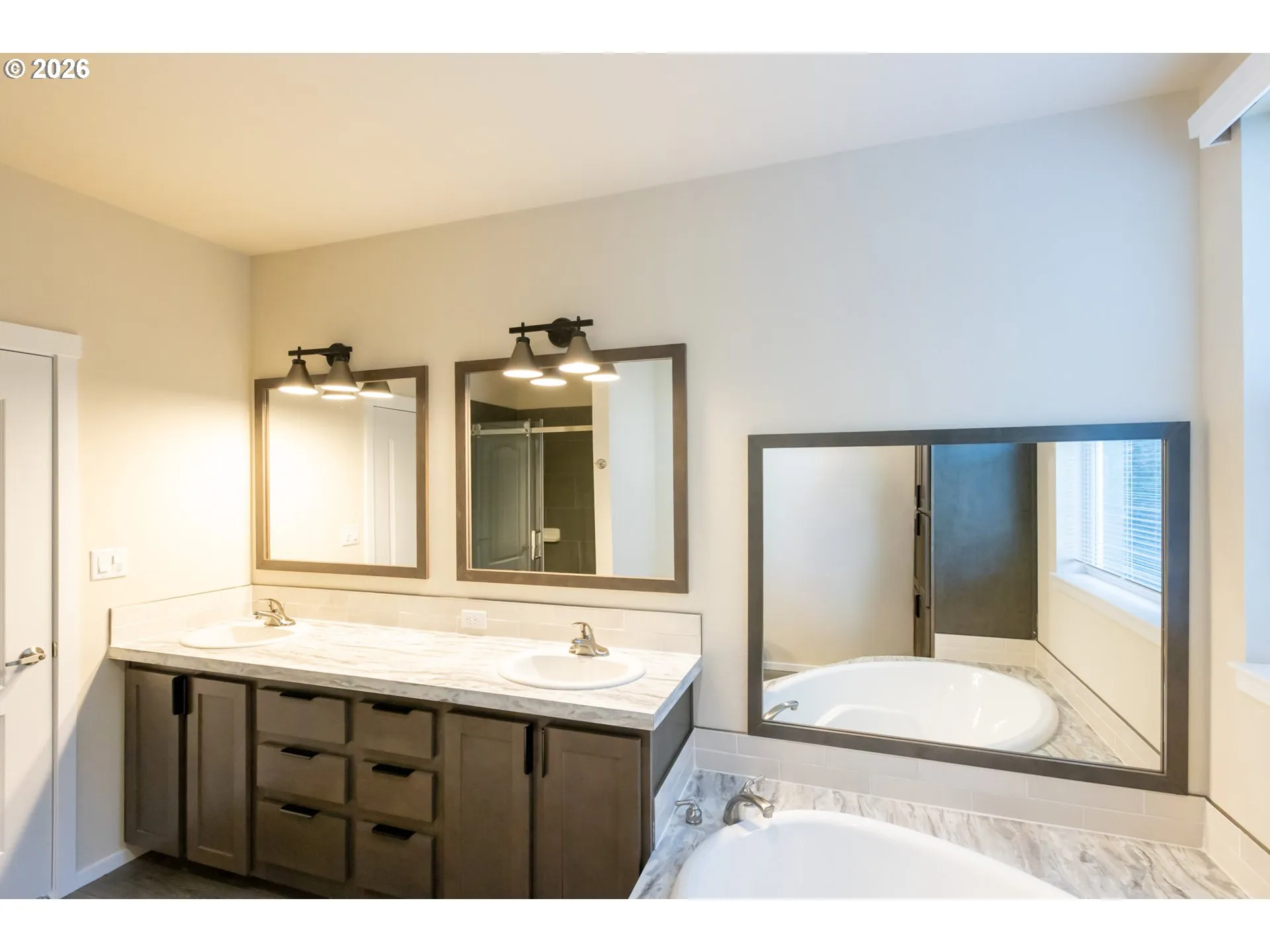 Primary Bedroom-Attached Bathroom
