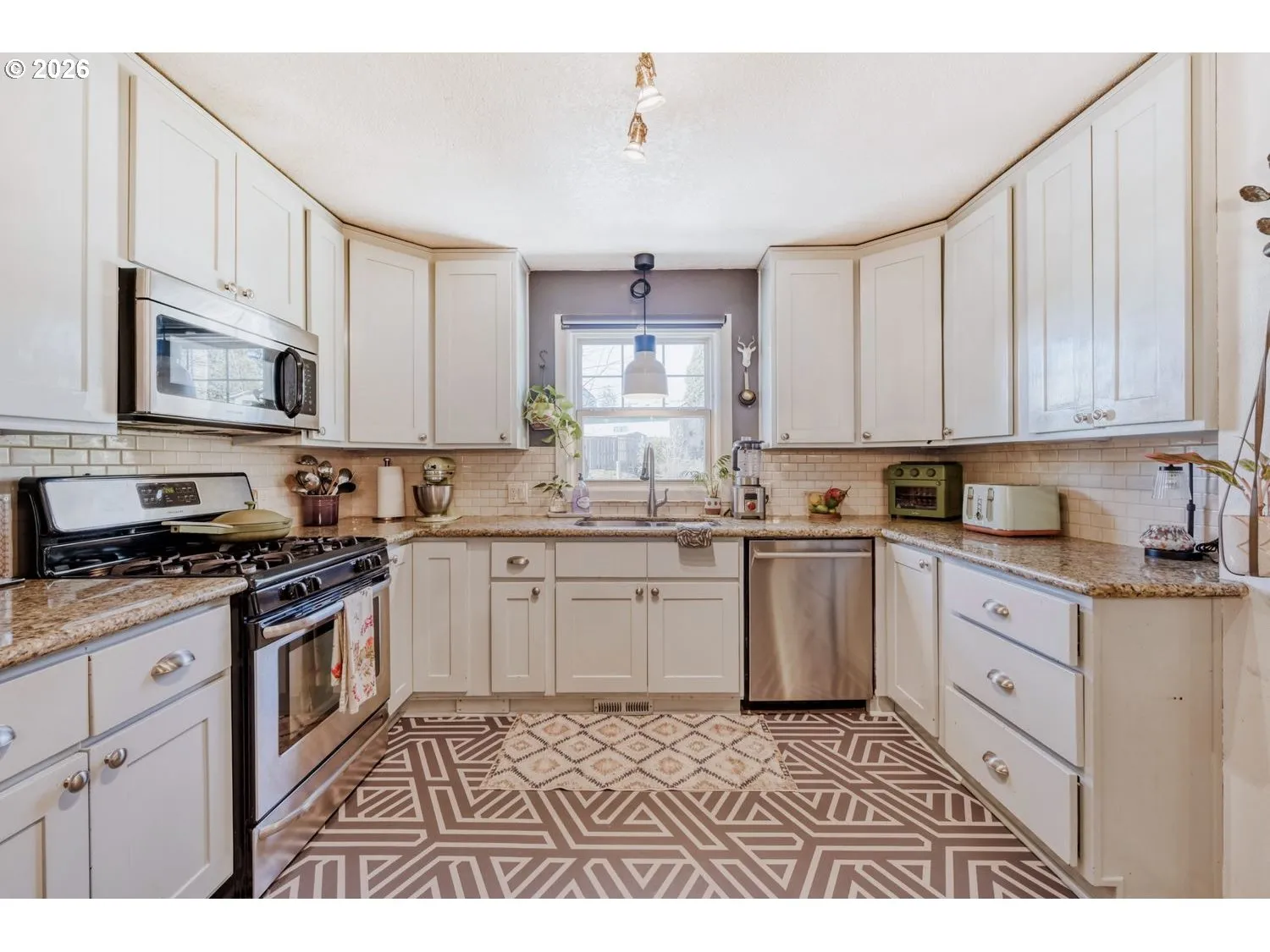 Kitchen-Oven