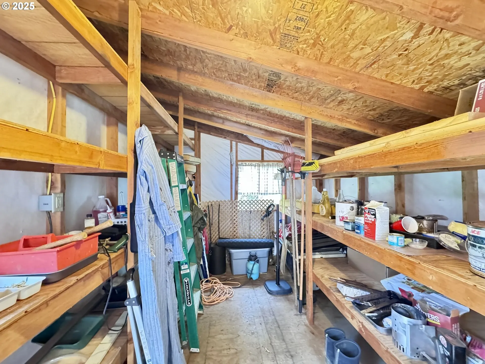 Shed