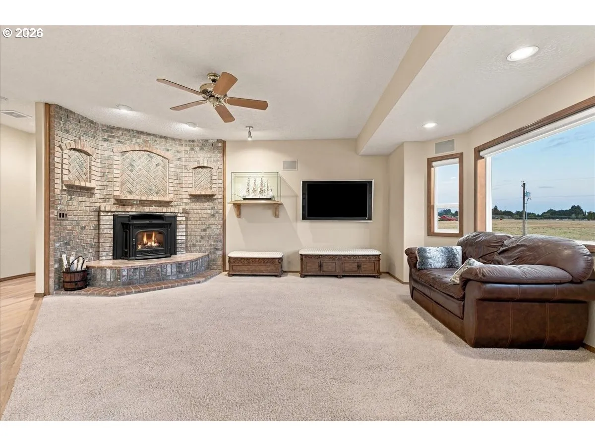Family Room-Upper