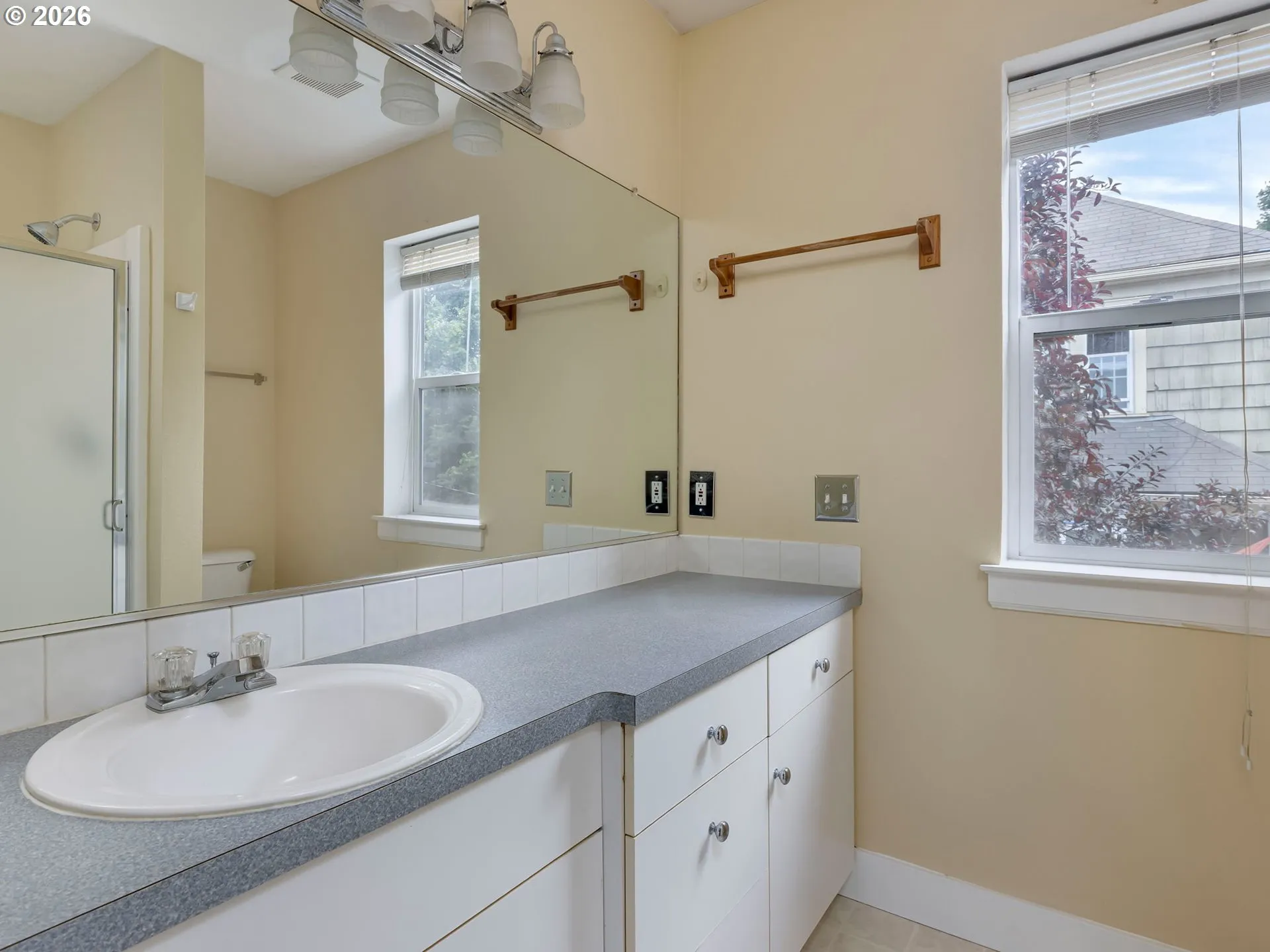 En Suite Bathroom-Upper