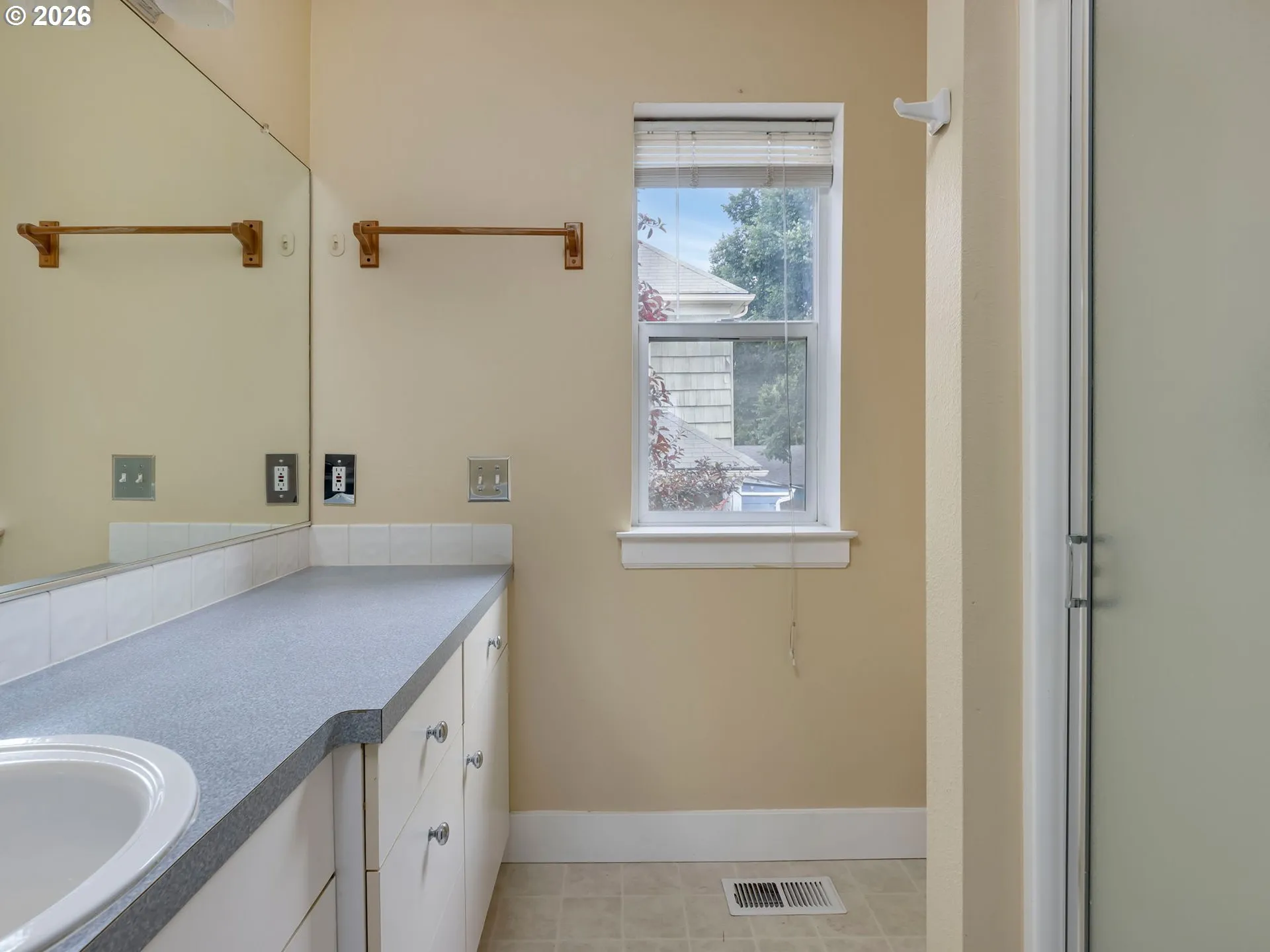 En Suite Bathroom-Upper
