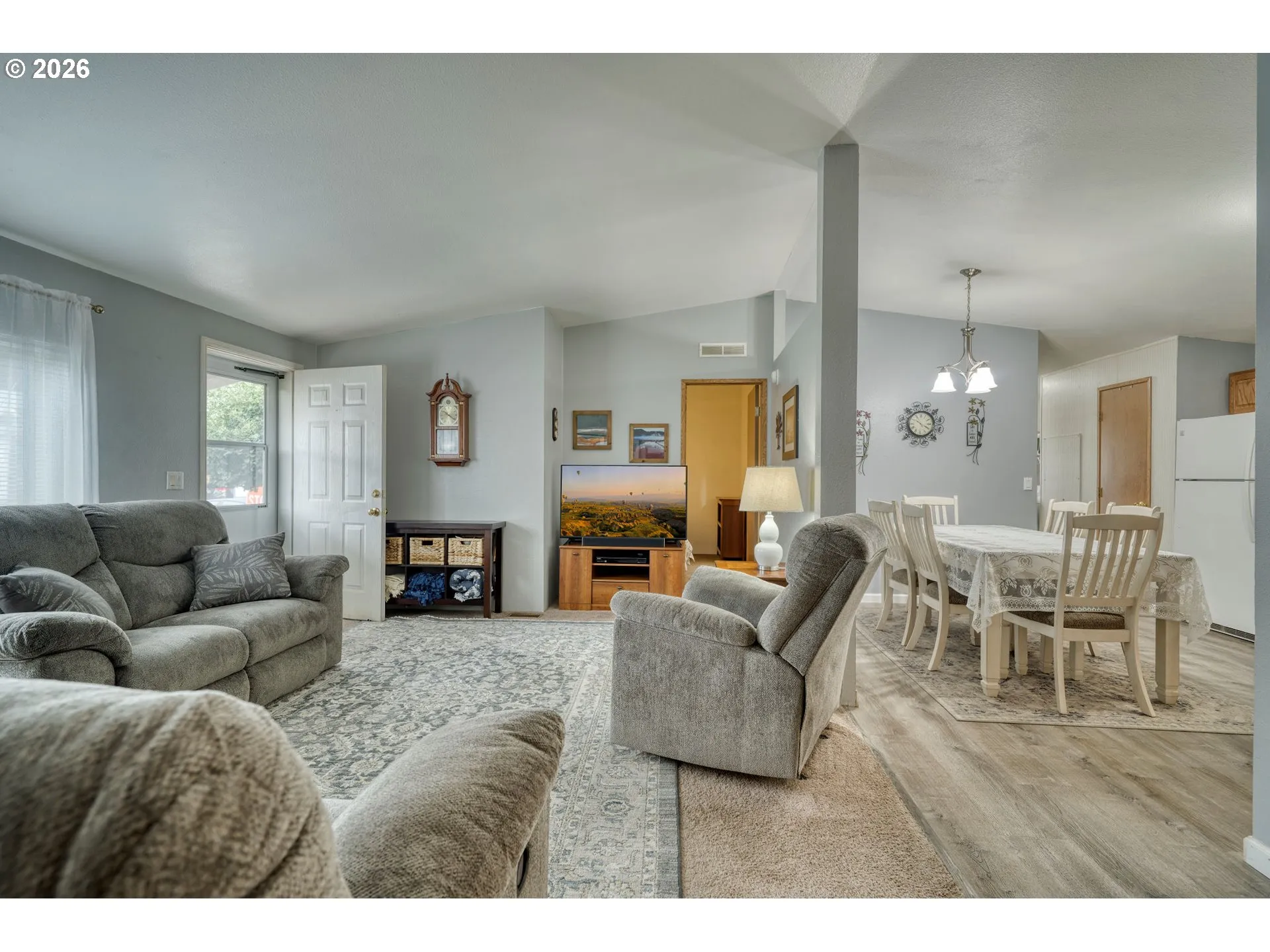 Living Room/Dining Room