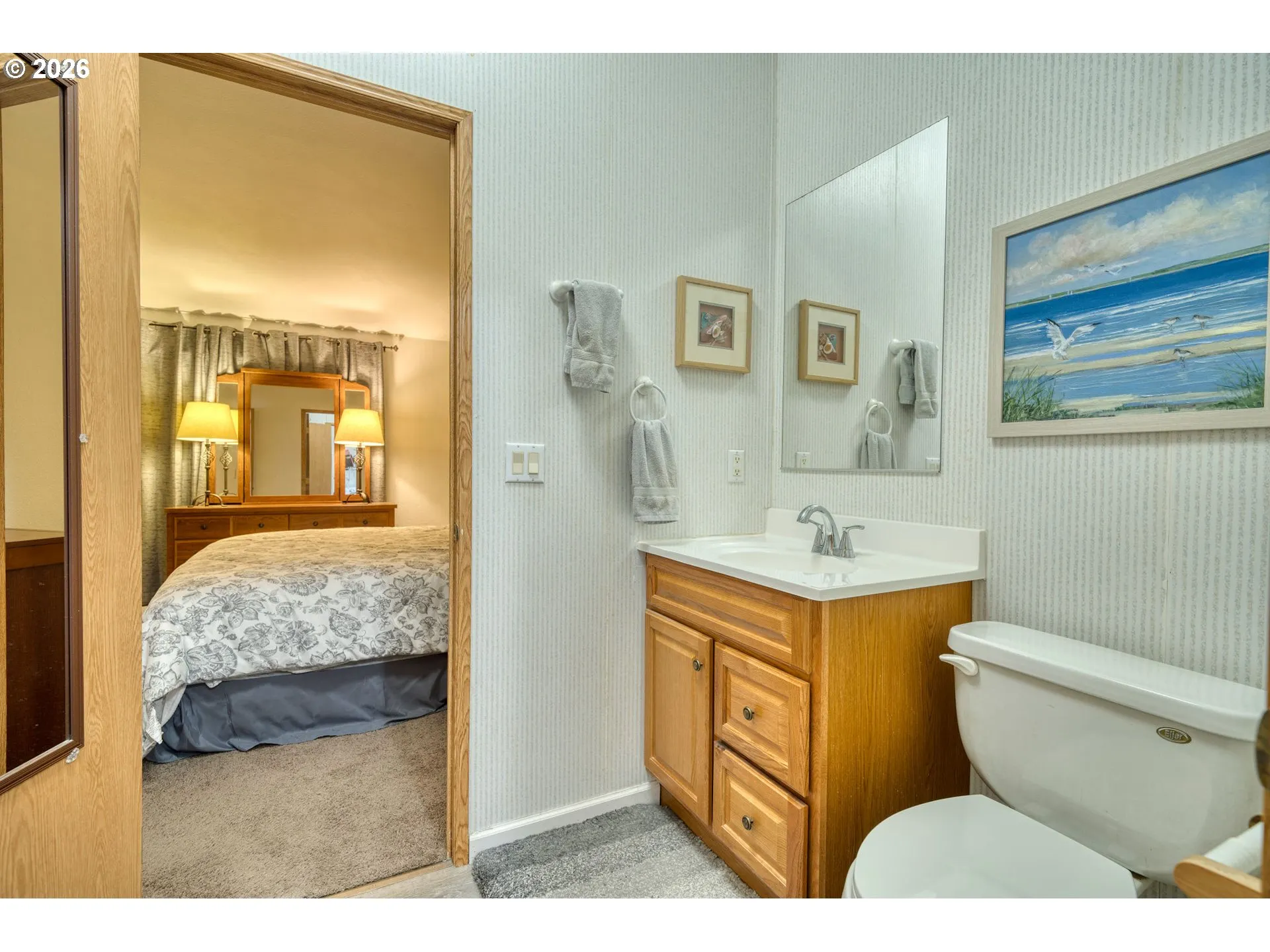 Bathroom, Attached